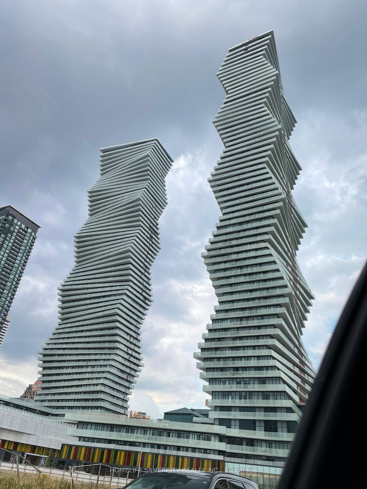 #3908 - 3900 Confederation Parkway, Mississauga, ON L5B 0M3