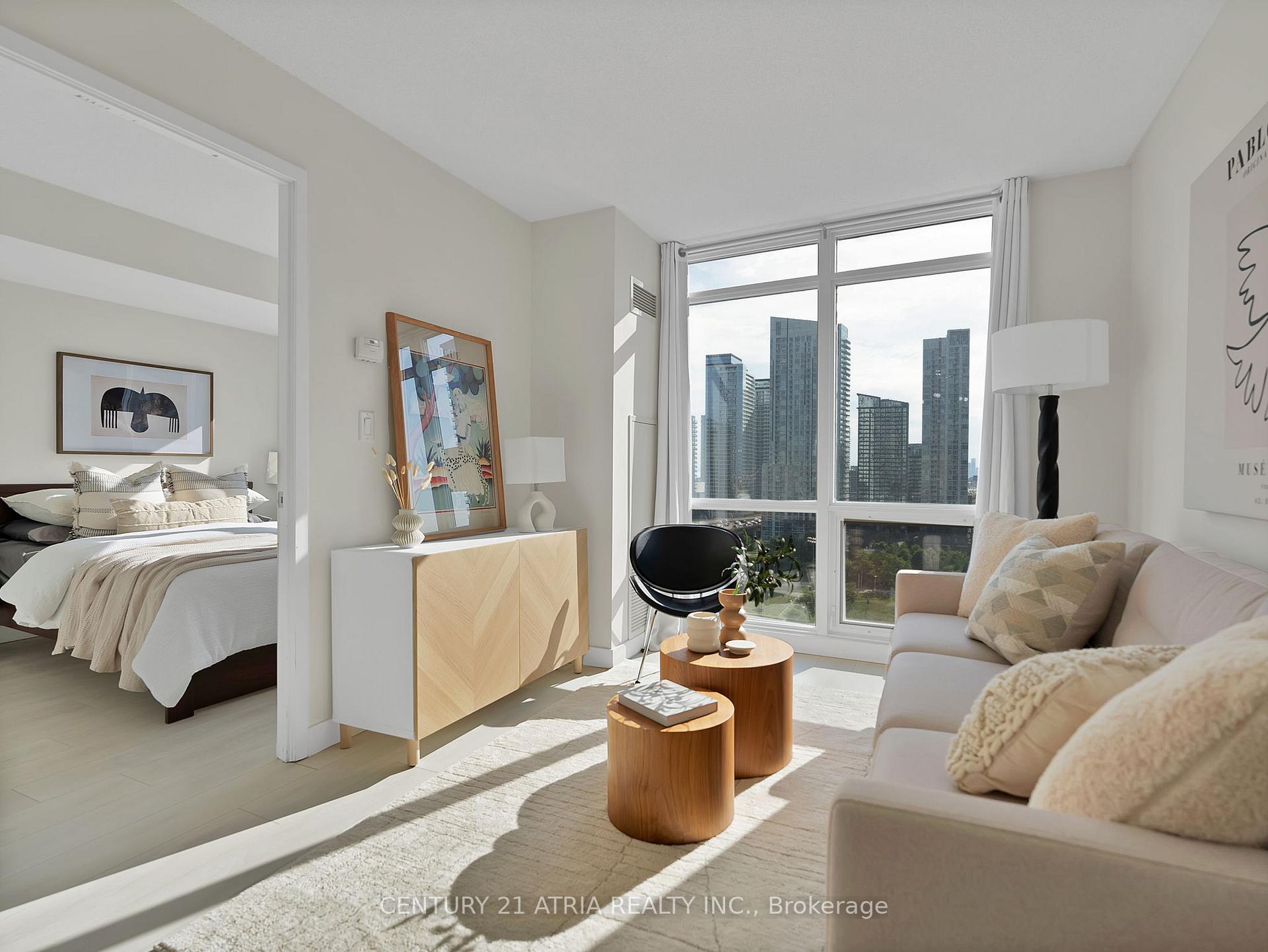 1 Bedroom Condo at 15 Fort York, Toronto For sale