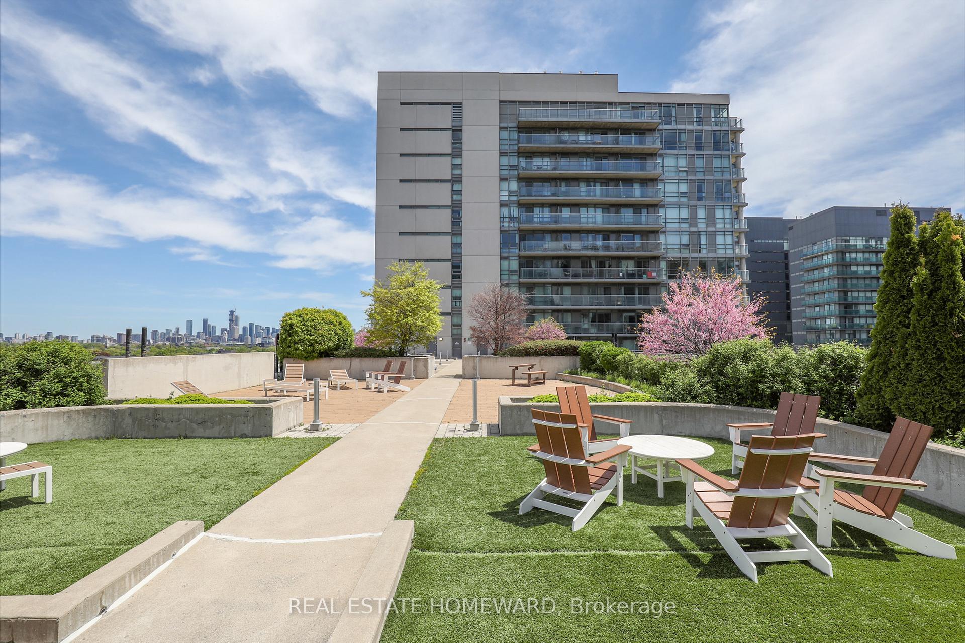 2 Bedrooms Condo at 68 Abell, Toronto For sale