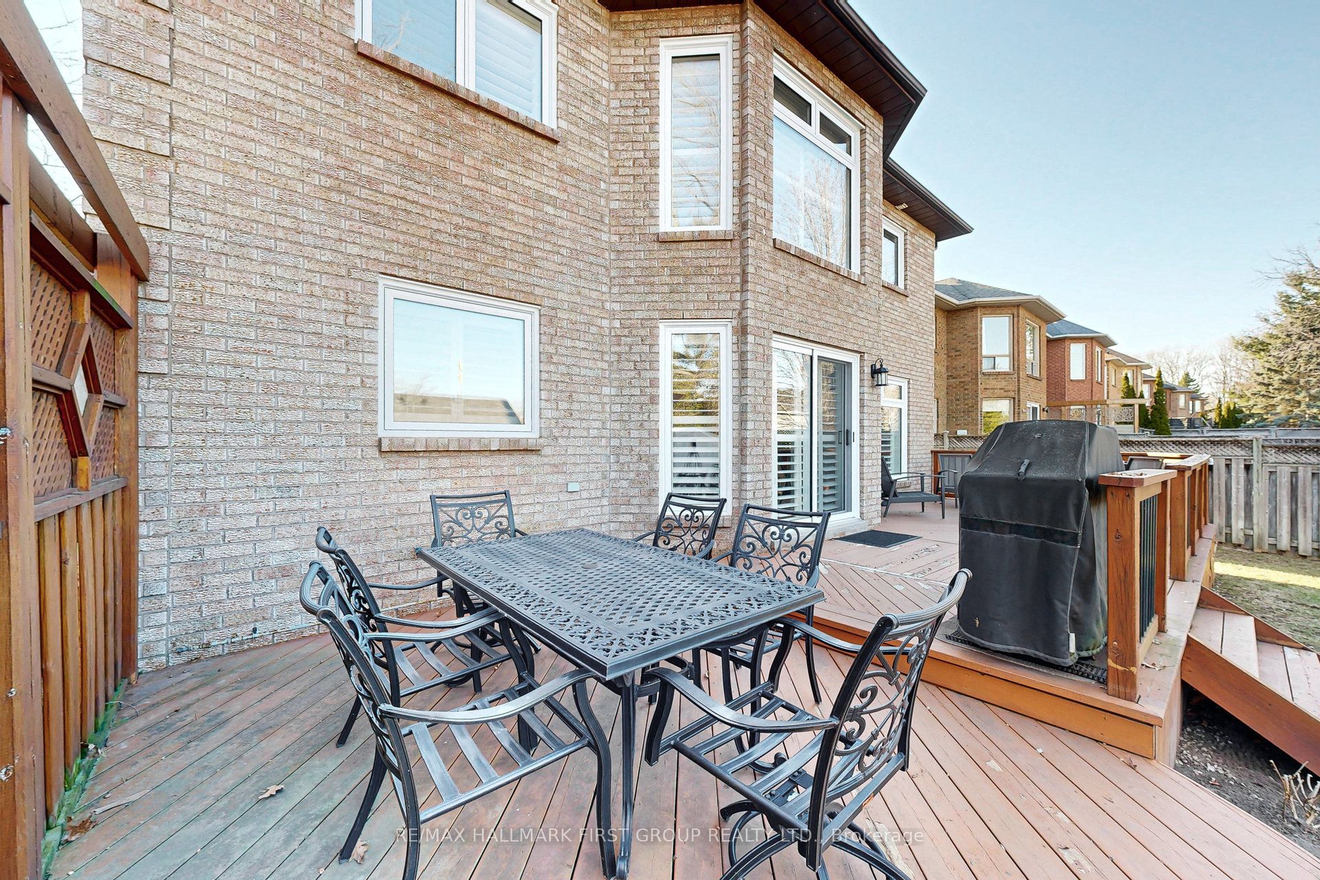 898 Darwin Drive