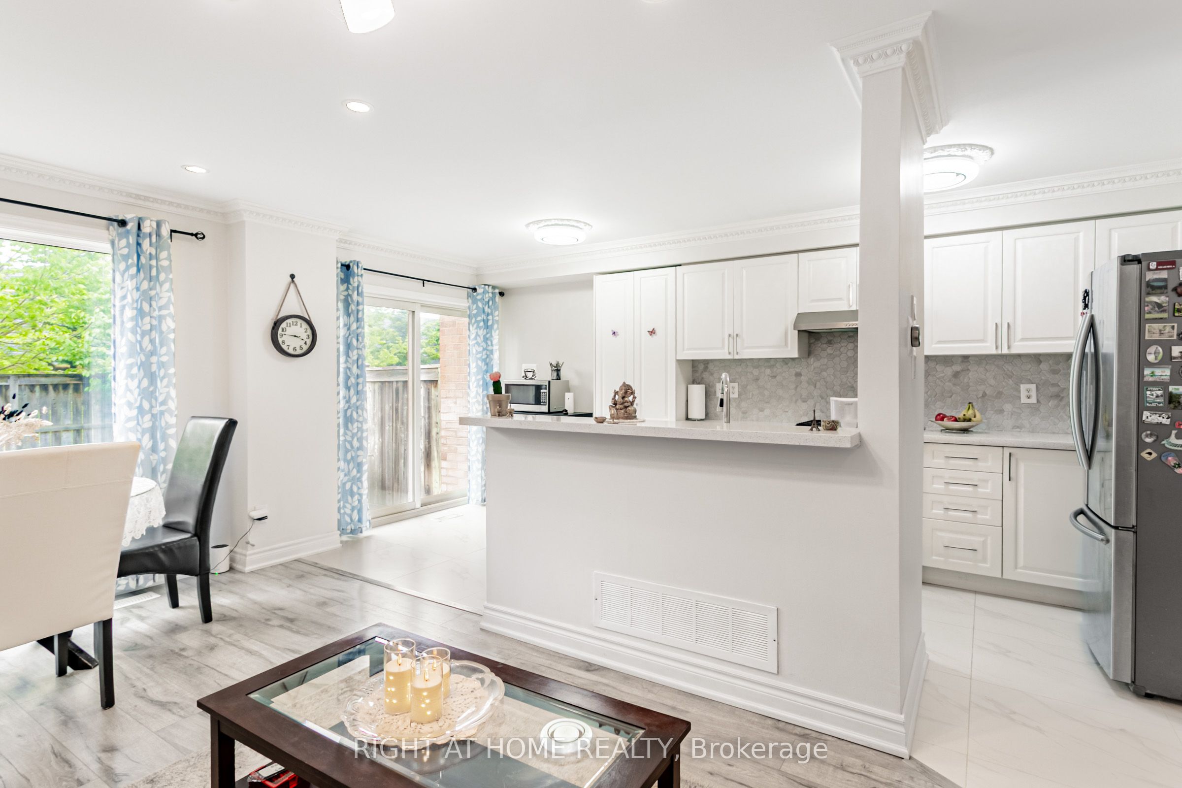 5223 Fairford Crescent, #67