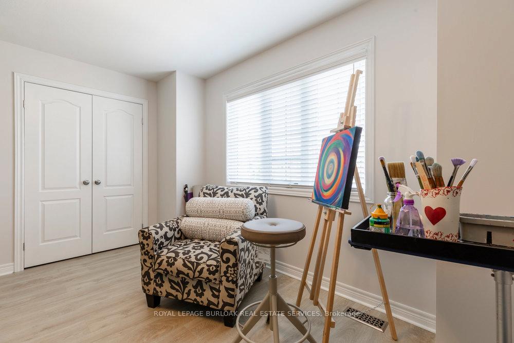 3 Bedrooms Condo at 441 Stonehenge, Hamilton For sale