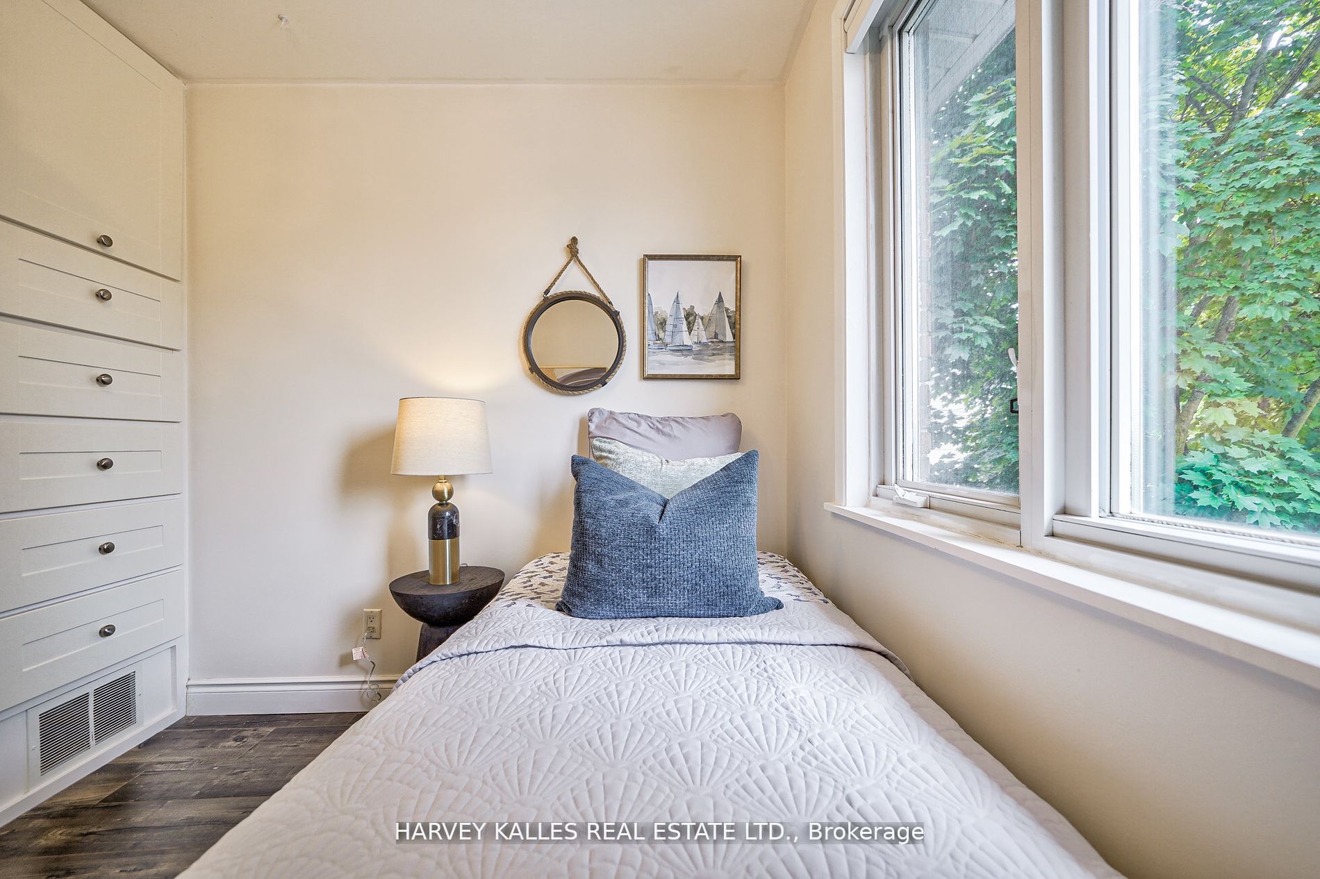 106 Gloucester Grove