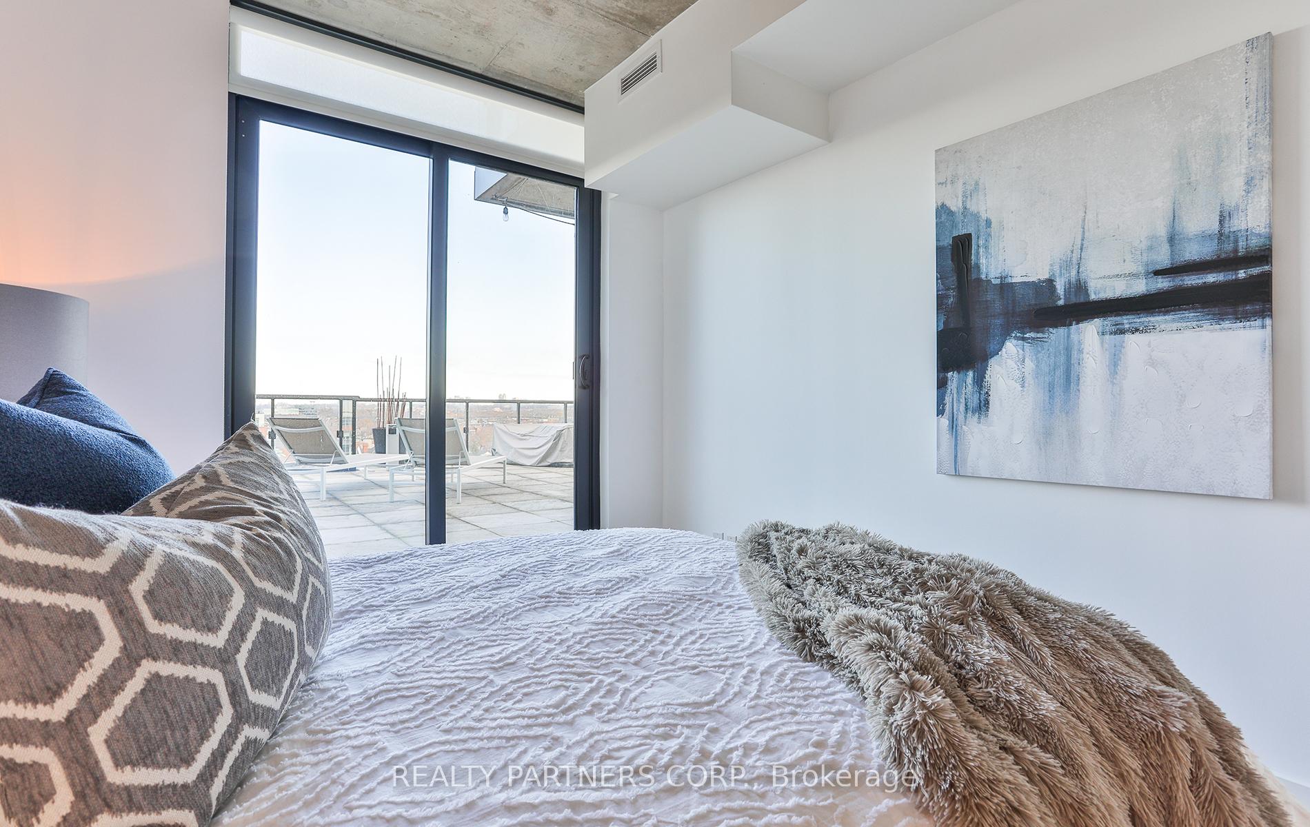 3 Bedrooms Condo at 8 Dovercourt,  Toronto For sale