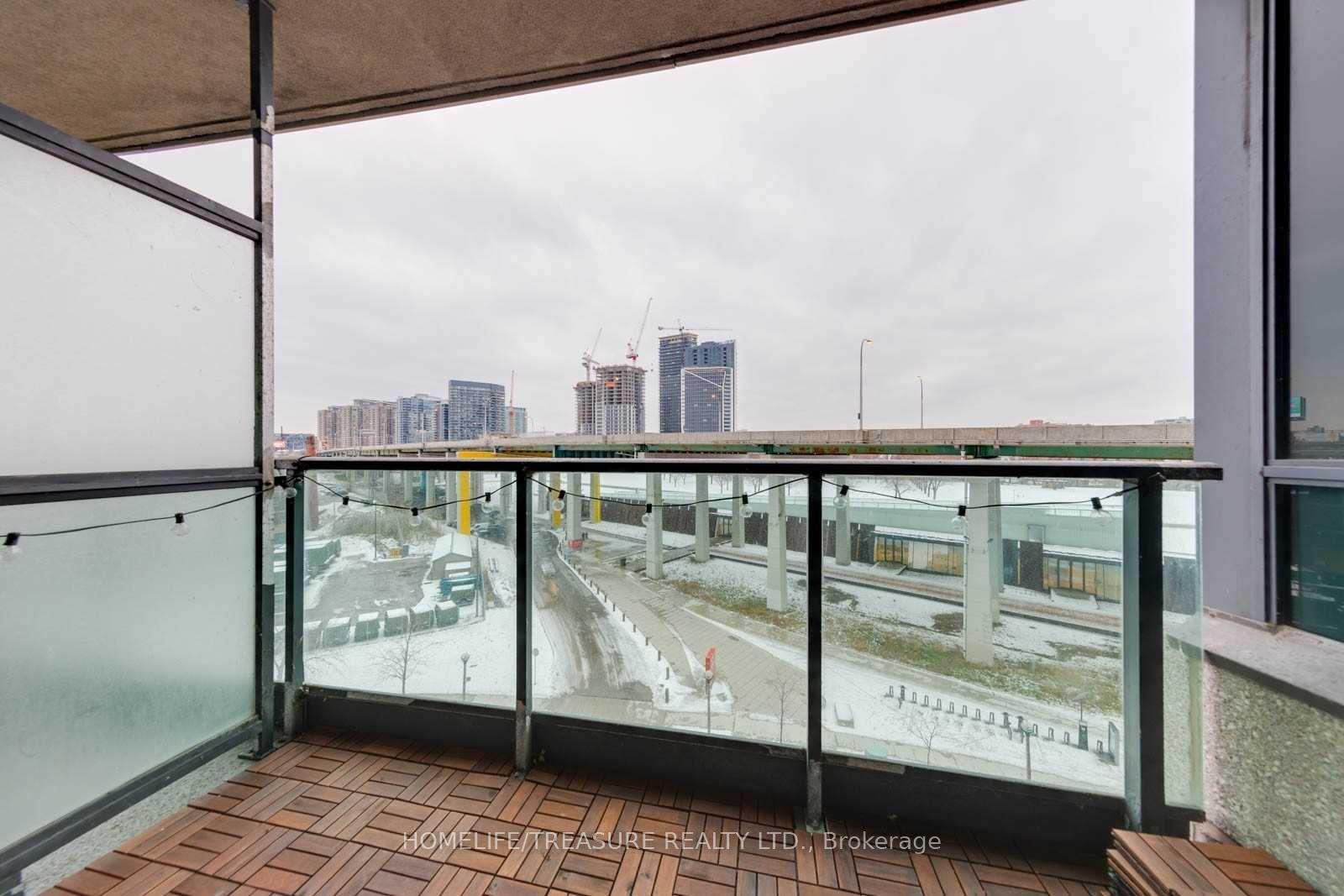 2 Bedrooms Condo at 231 Fort York, Toronto For sale