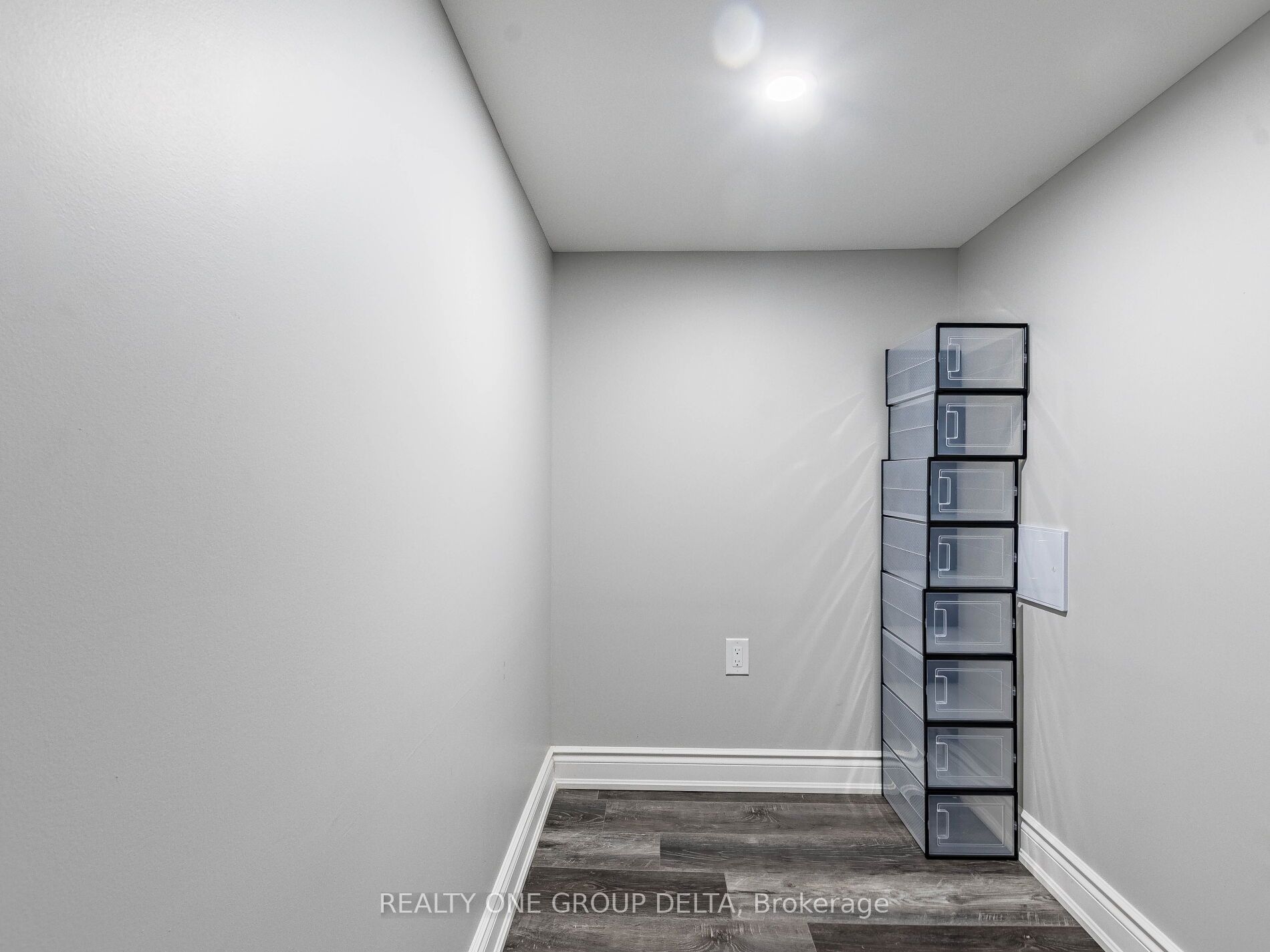 6 Quinton Ridge, #.