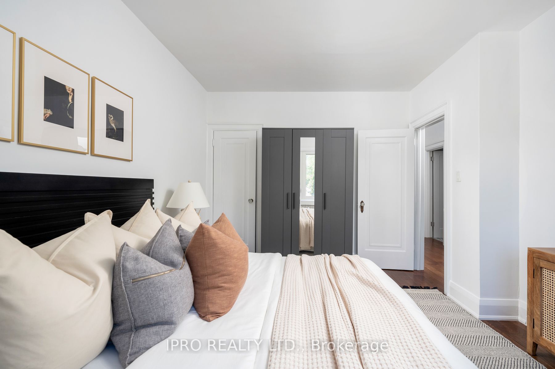 12 Mortimer Avenue