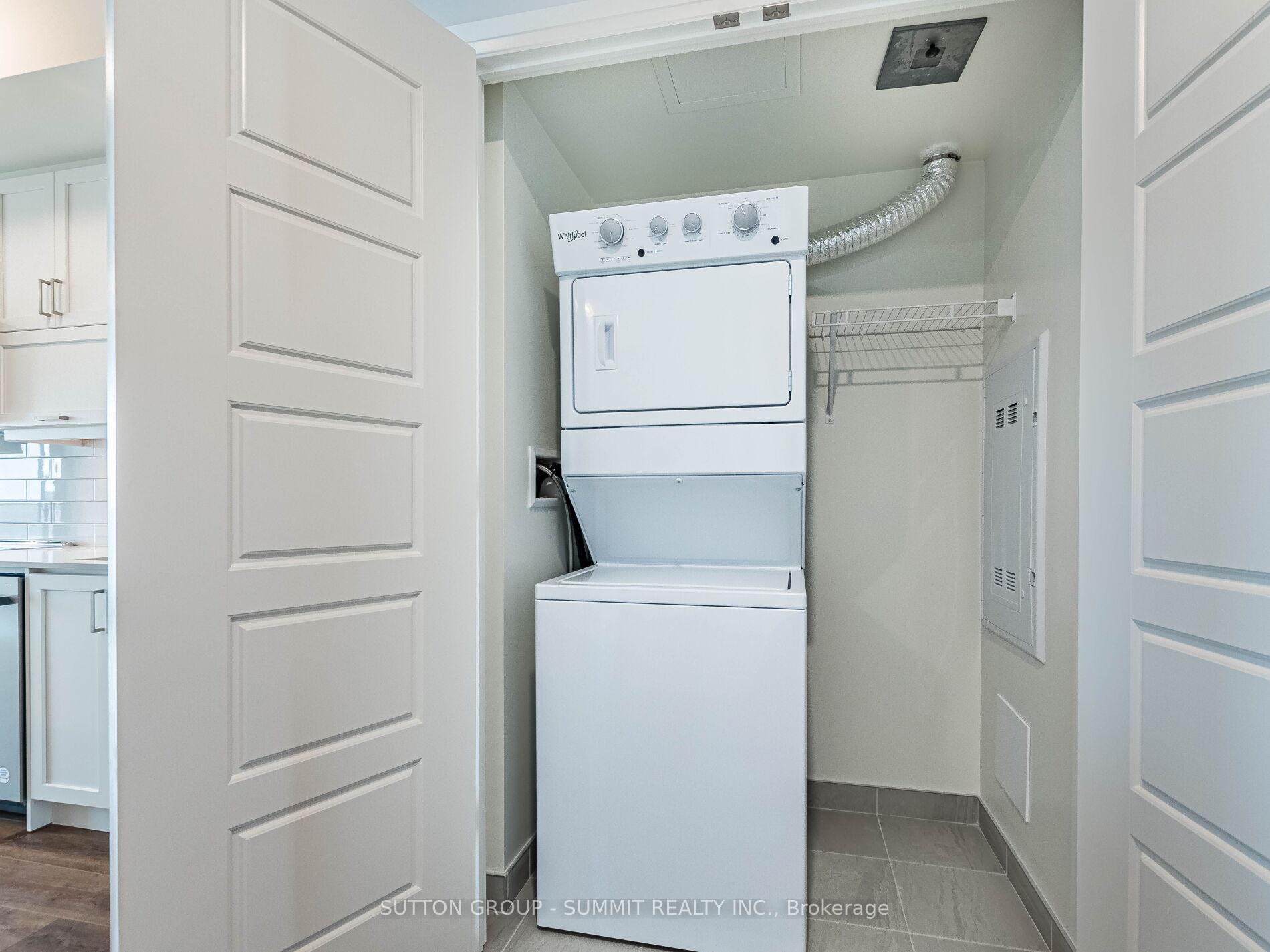 2 Bedrooms Condo at 3006 William Cutmore, Oakville For sale
