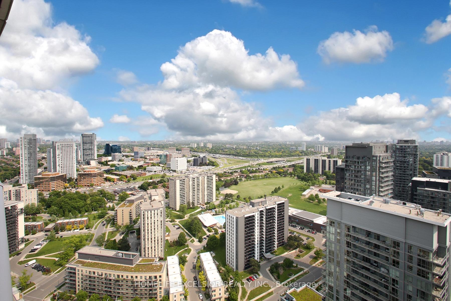 2 Bedrooms Condo at 70 Forest Manor, Toronto For sale