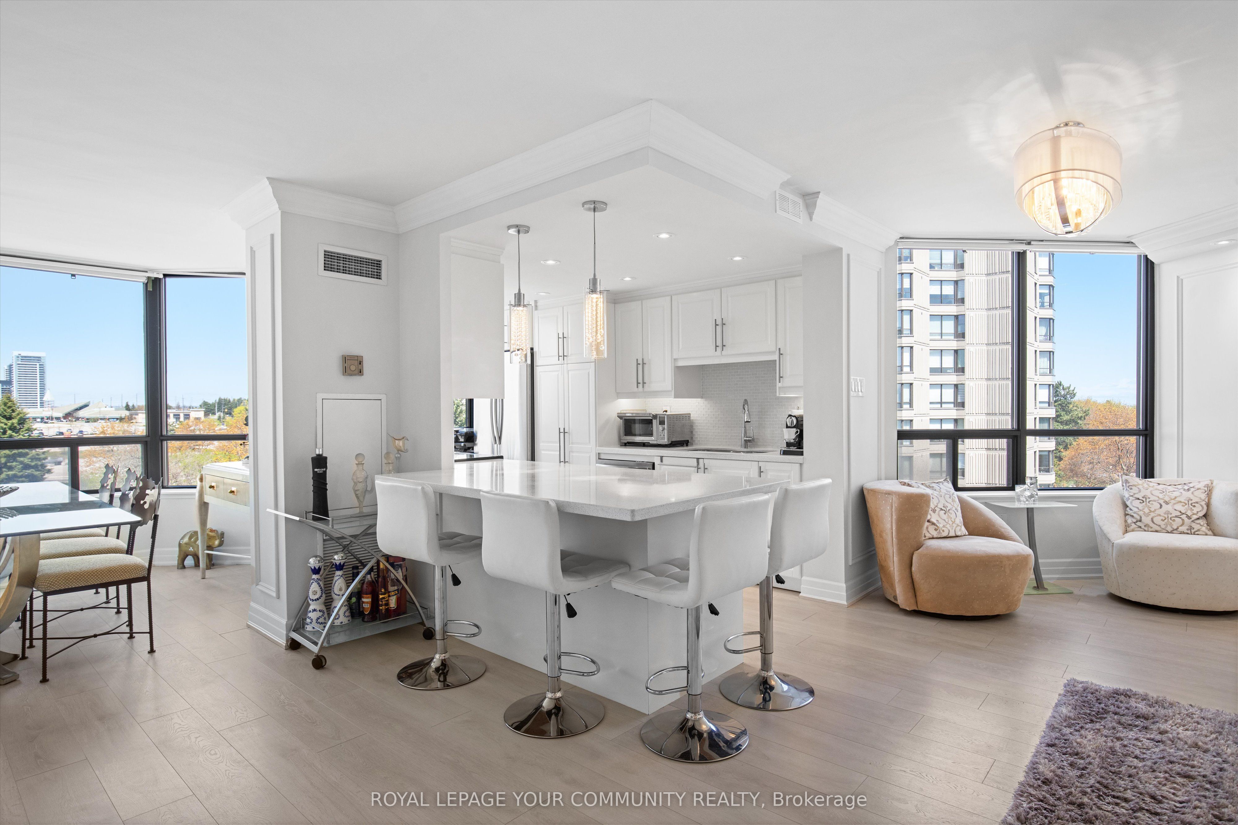 7420 Bathurst Street, #503