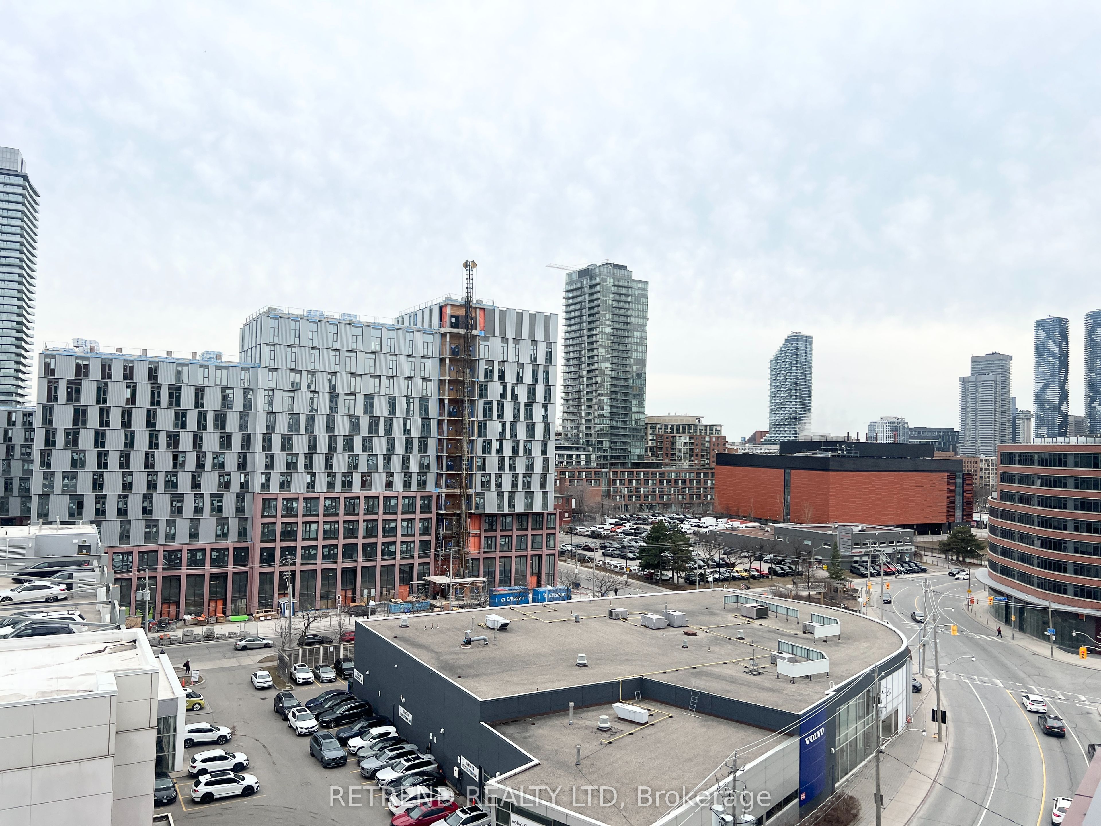 28 Eastern Avenue, #815