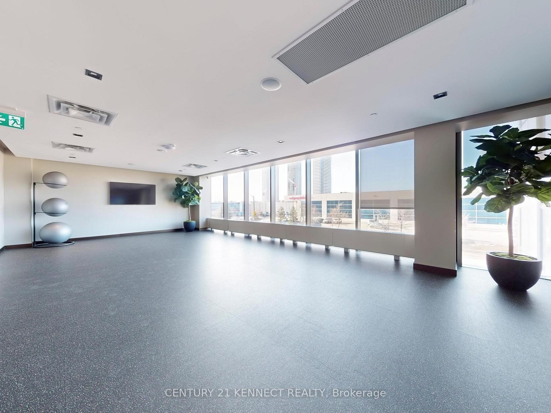 1 Bedroom Condo at 10 Honeycrispy, Vaughan For sale