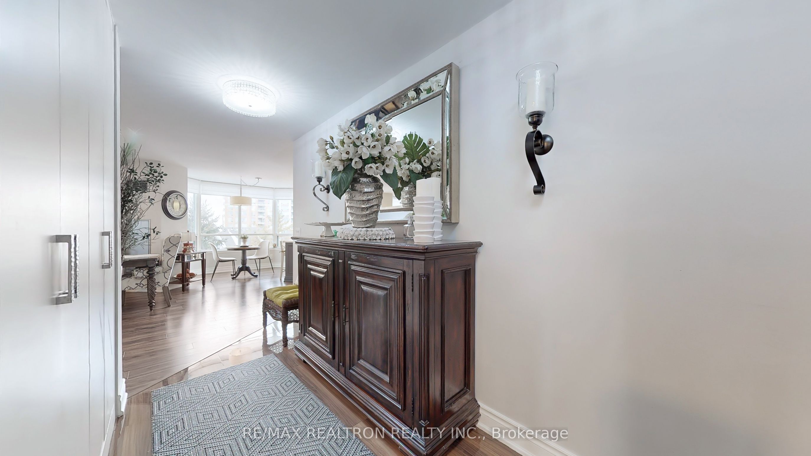 110 Promenade Circle S, #504