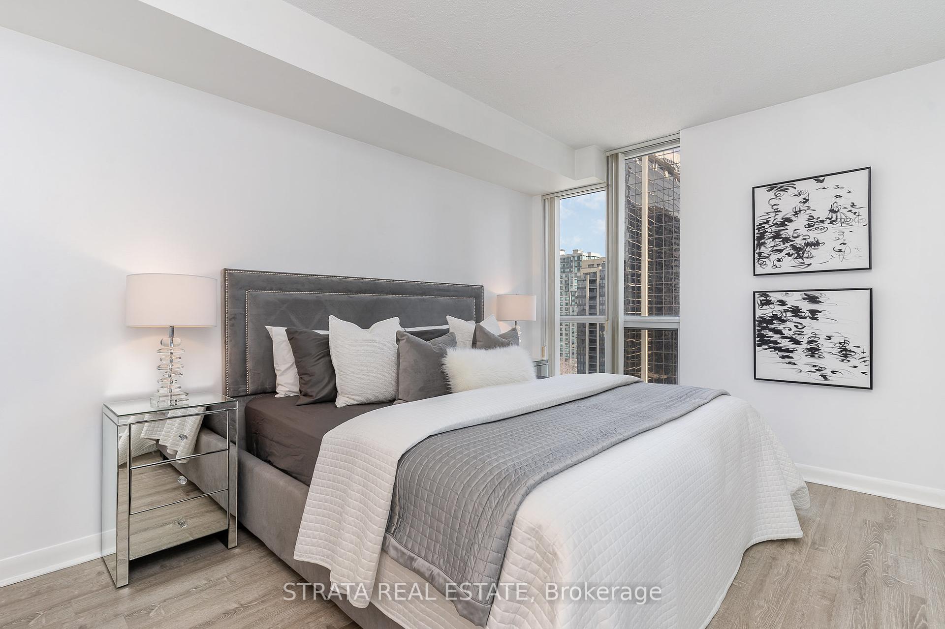 3 Bedrooms Condo at 4978 Yonge, Toronto For sale
