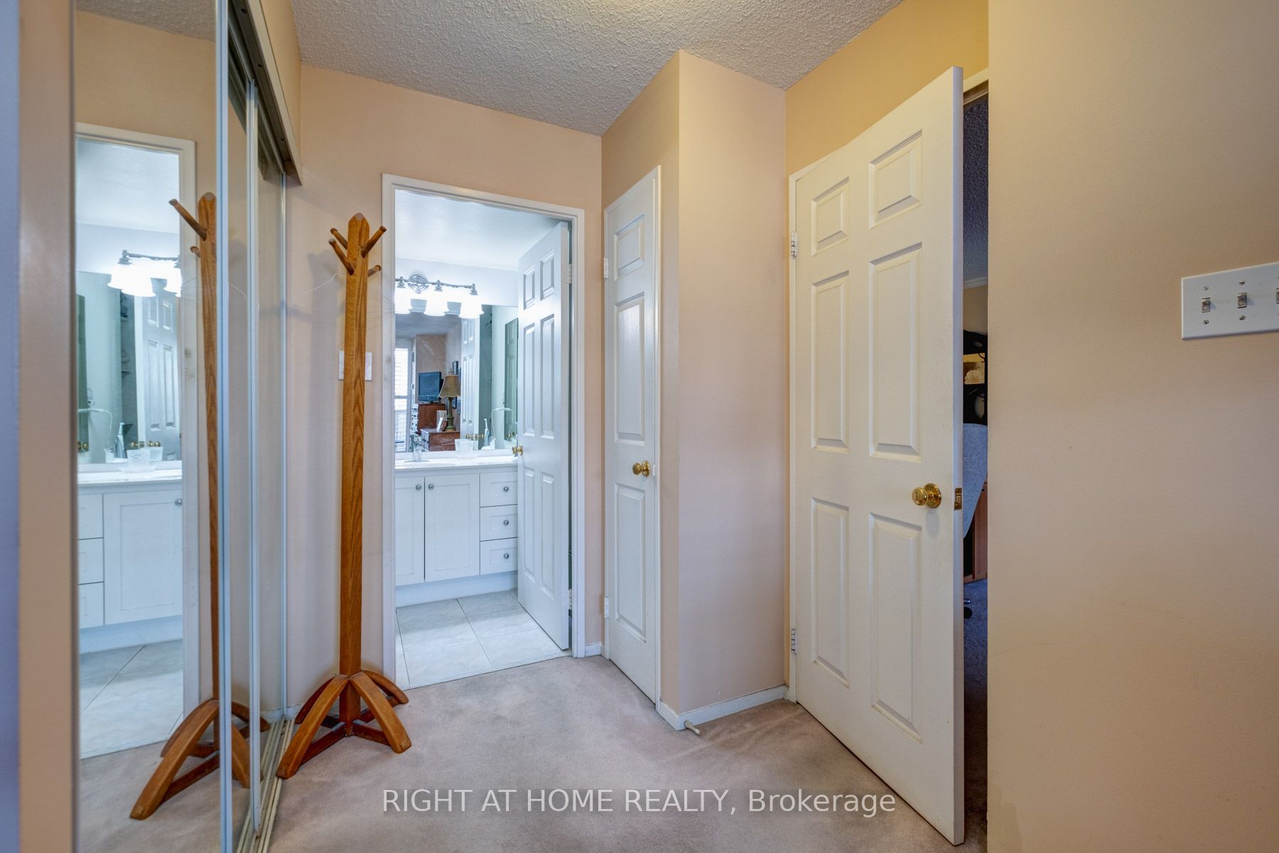 25 Austin Drive, #923