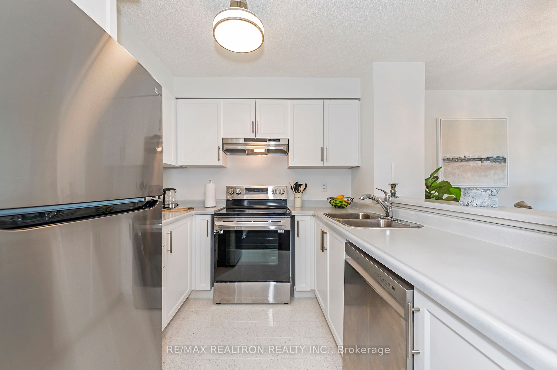 2155 Burnhamthorpe Road W, #1301