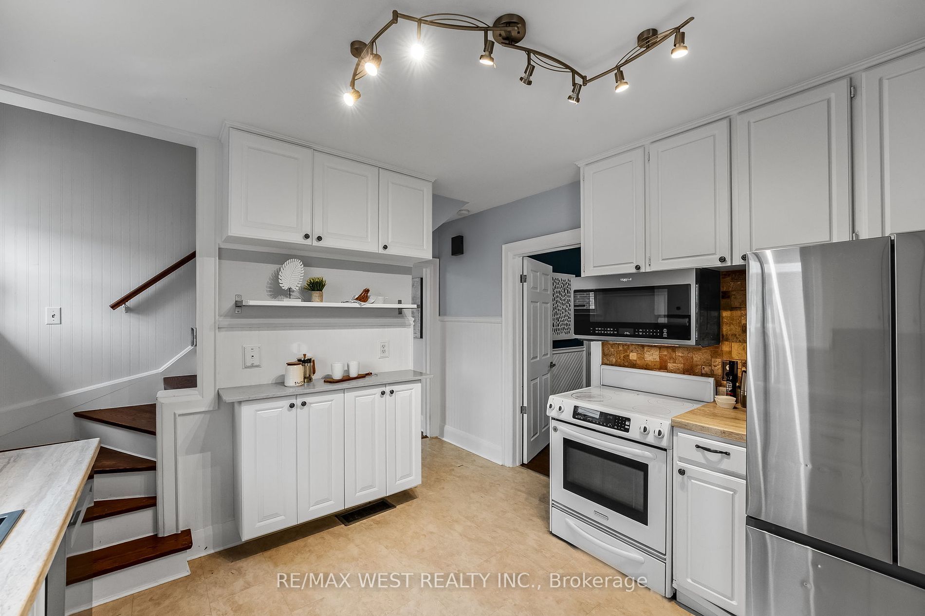 253 Ritson Road, Oshawa Central