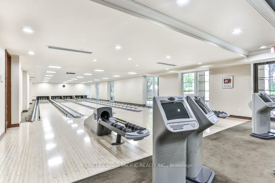 2 Bedrooms Condo at 78 Harrison Garden, Toronto For sale