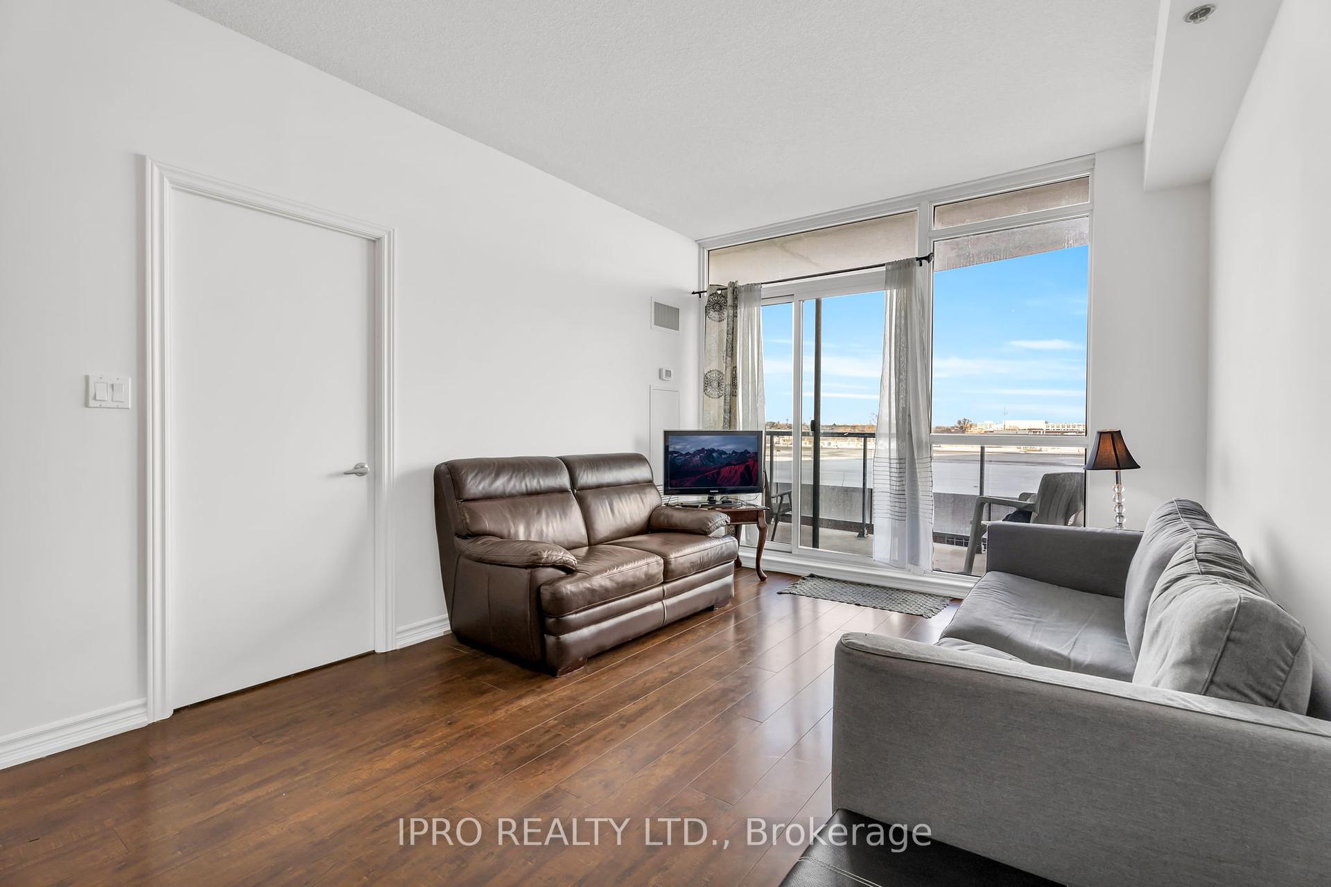 1 Bedroom Condo at 1328 Birchmount,  Toronto For sale