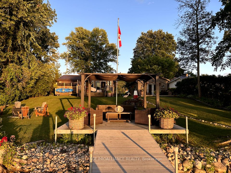 33a Richardson Point
