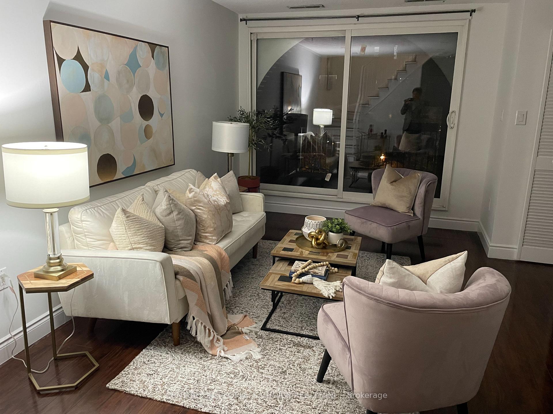 3 Bedrooms Condo at 3455 Morning Star,  Mississauga For sale