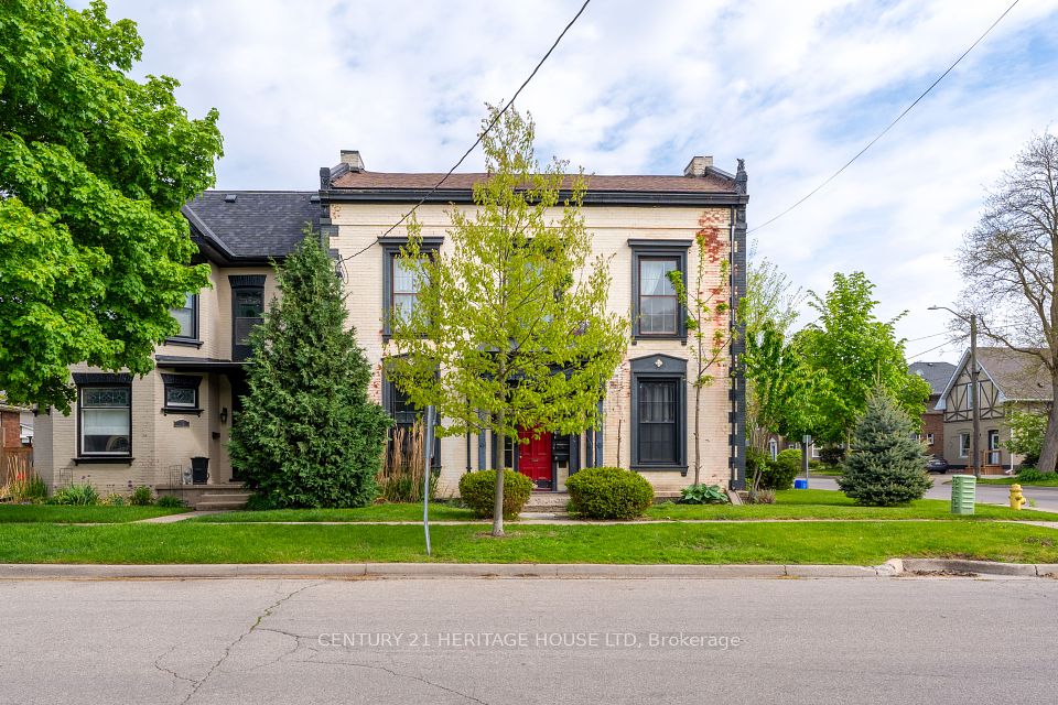 220 Nelson