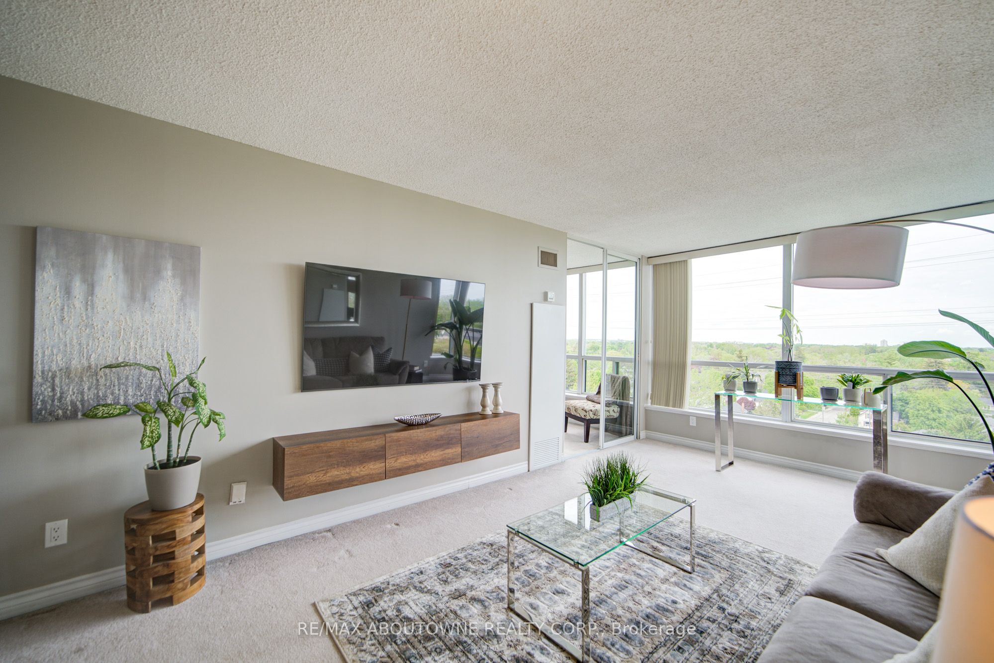 1276 Maple Crossing Boulevard, #1008
