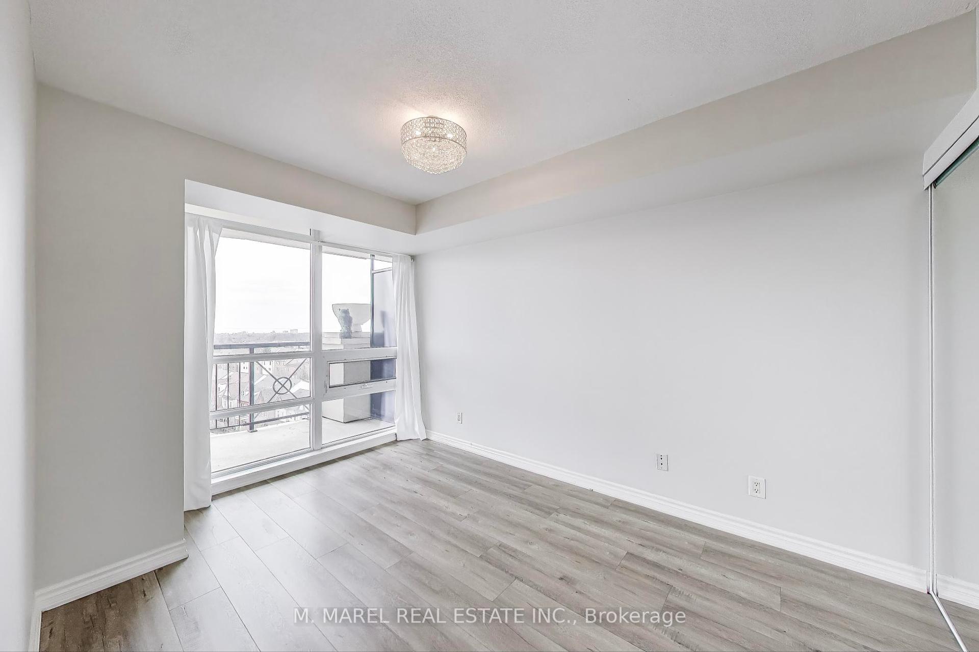 1 Bedroom Condo at 2365 Central Park,  Oakville For sale