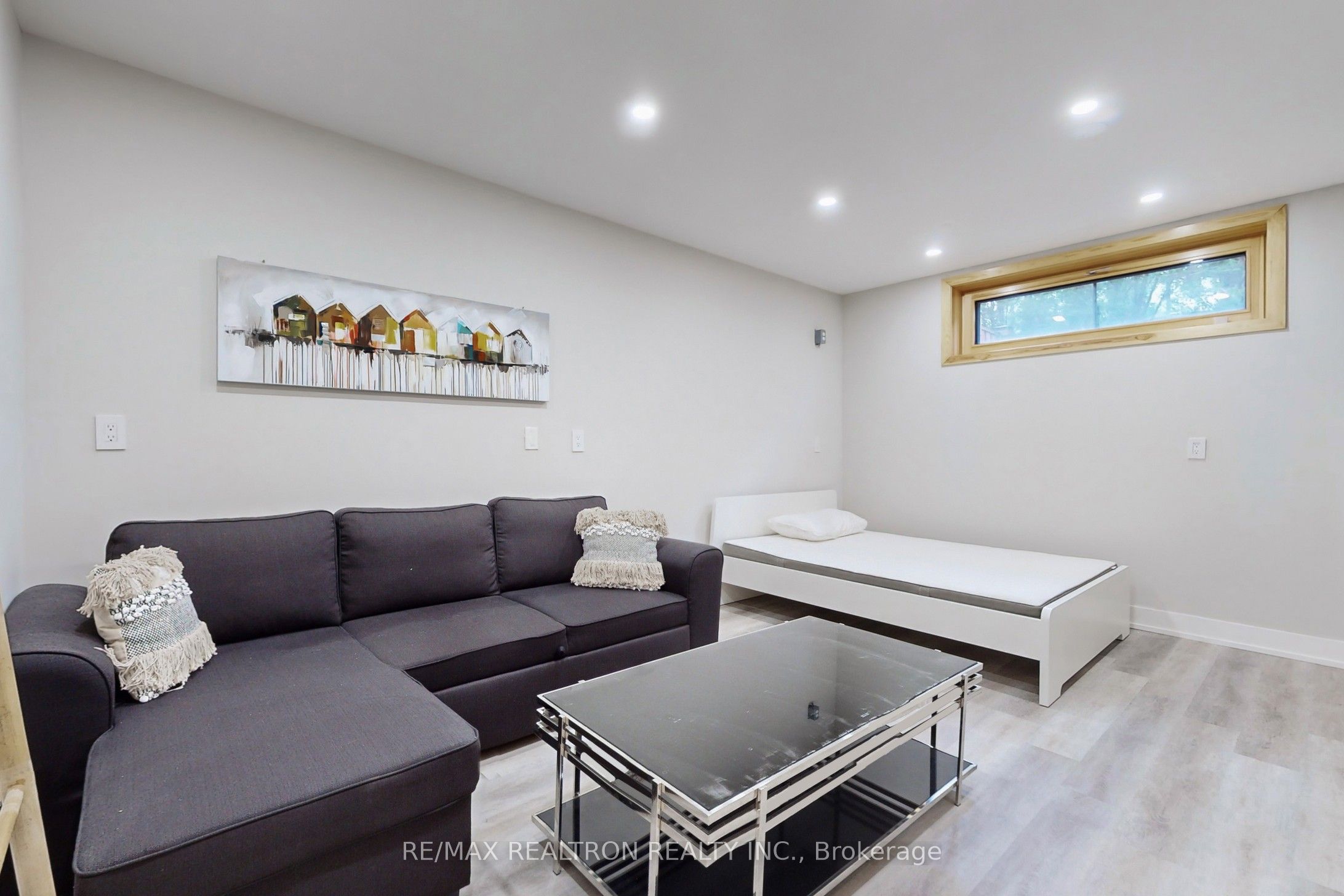 74 Leisure Lane