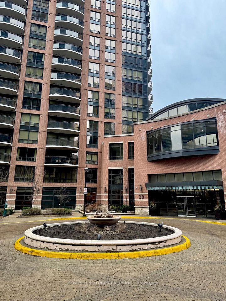 33 Sheppard