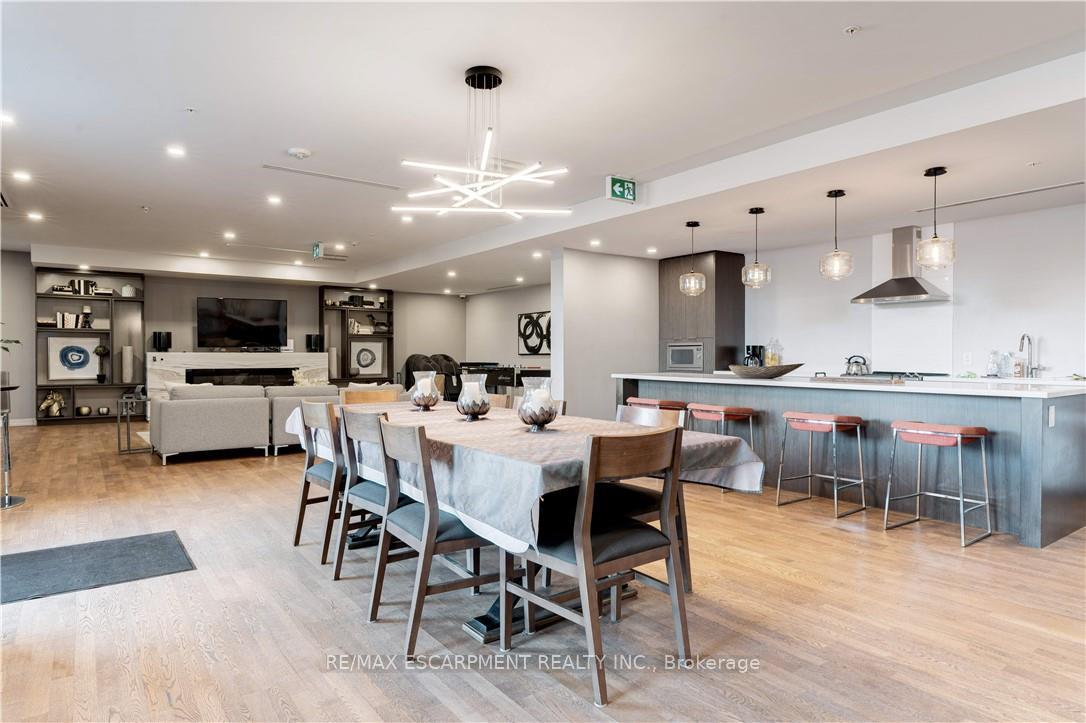 1 Bedroom Condo at 457 Plains, Burlington For sale