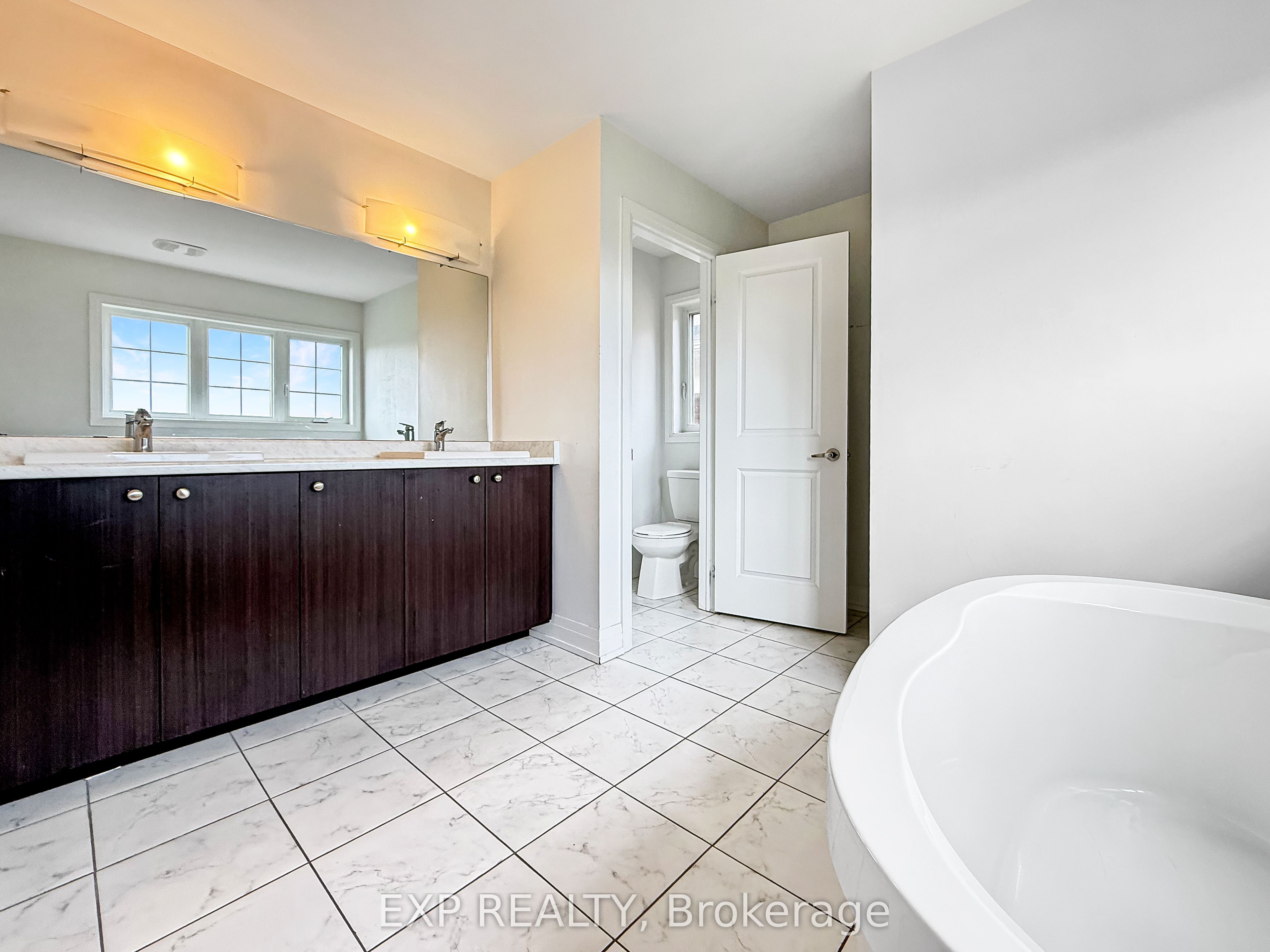 110 Frank Kelly Drive, #Upper