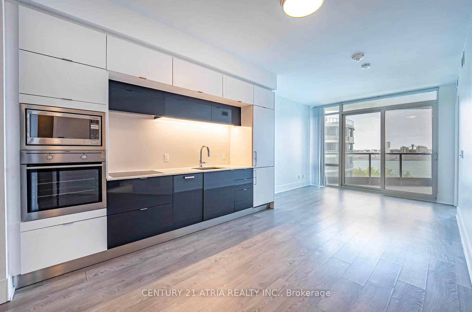 2 Bedrooms Condo at 1 Edgewater, Toronto For sale