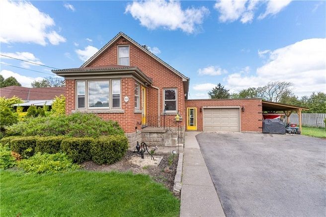 213 POTTRUFF Road Hamilton Ontario L8H 2M3