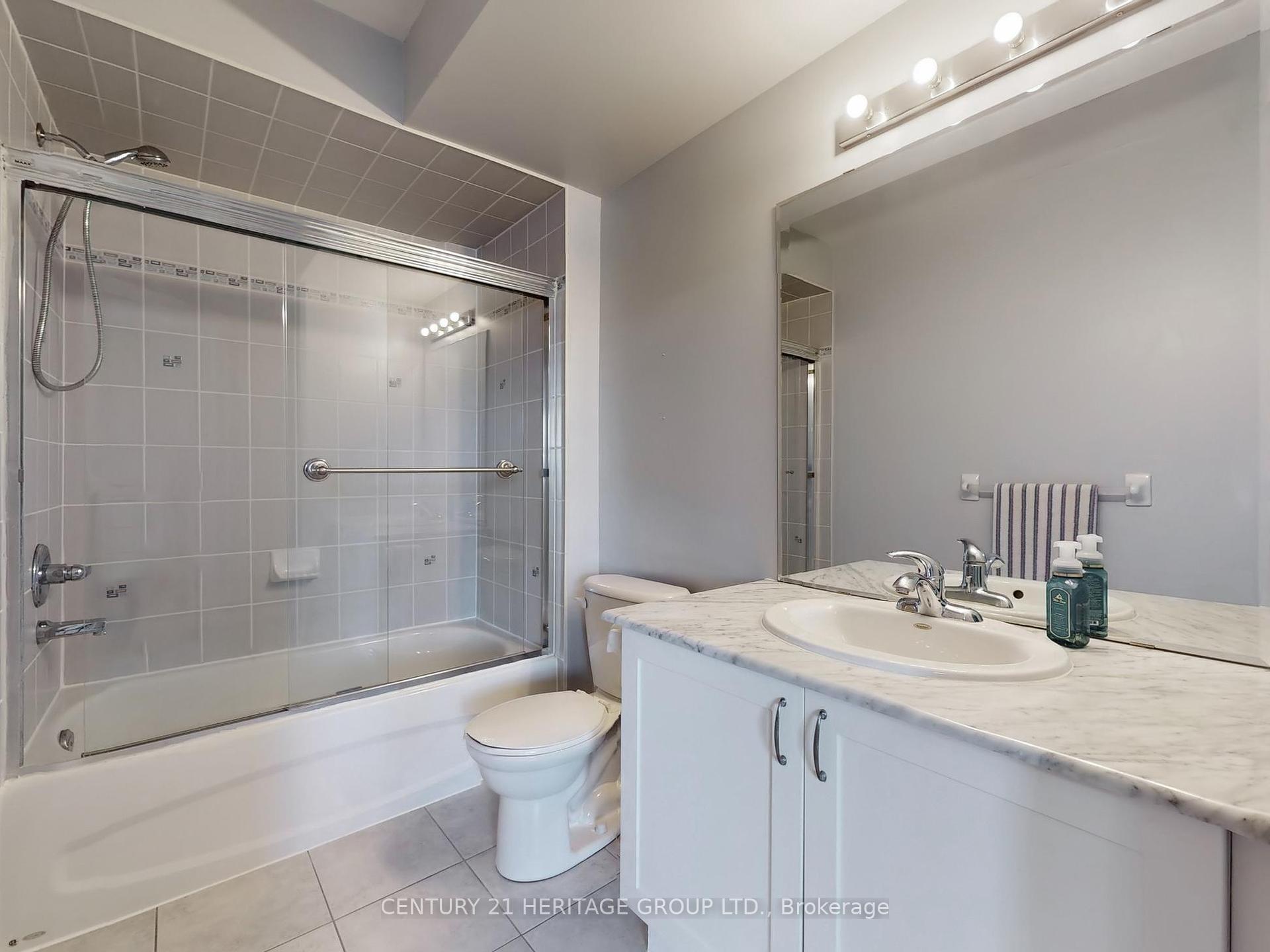 4 Bedrooms Condo at 127 Mill, Toronto For sale