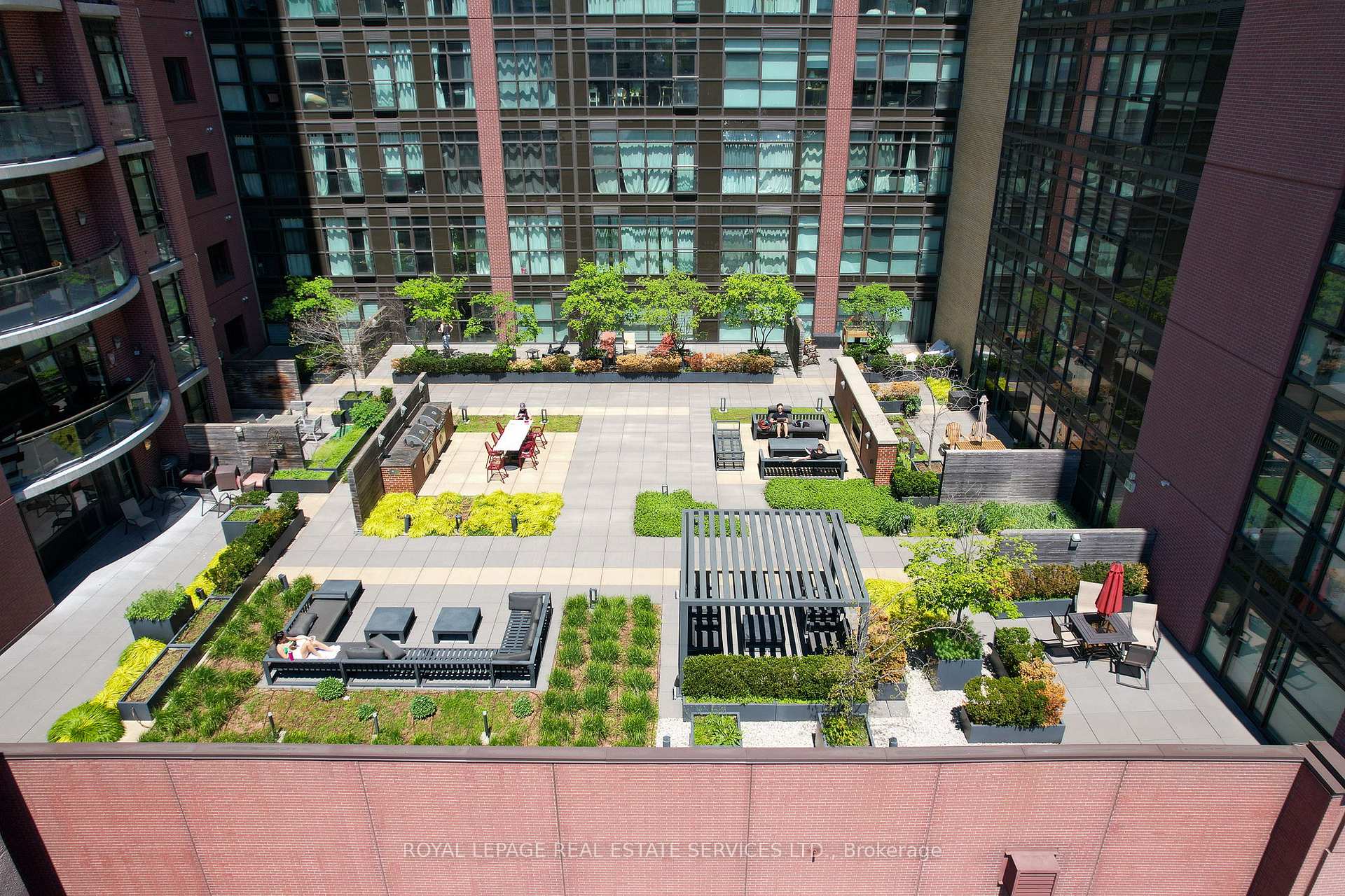 1 Bedroom Condo at 112 King, Hamilton For sale