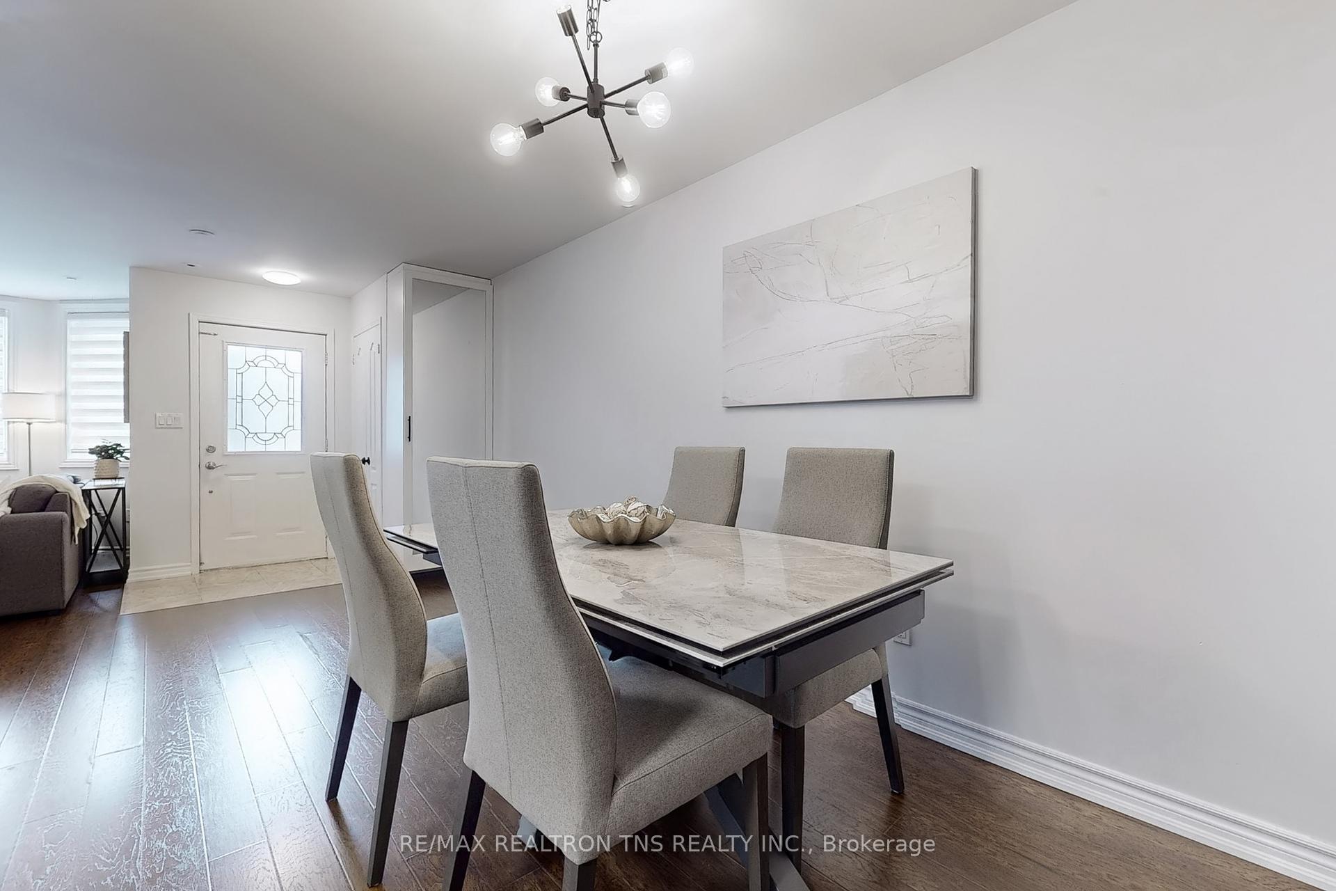 3 Bedrooms Condo at 108 Finch, Toronto For sale