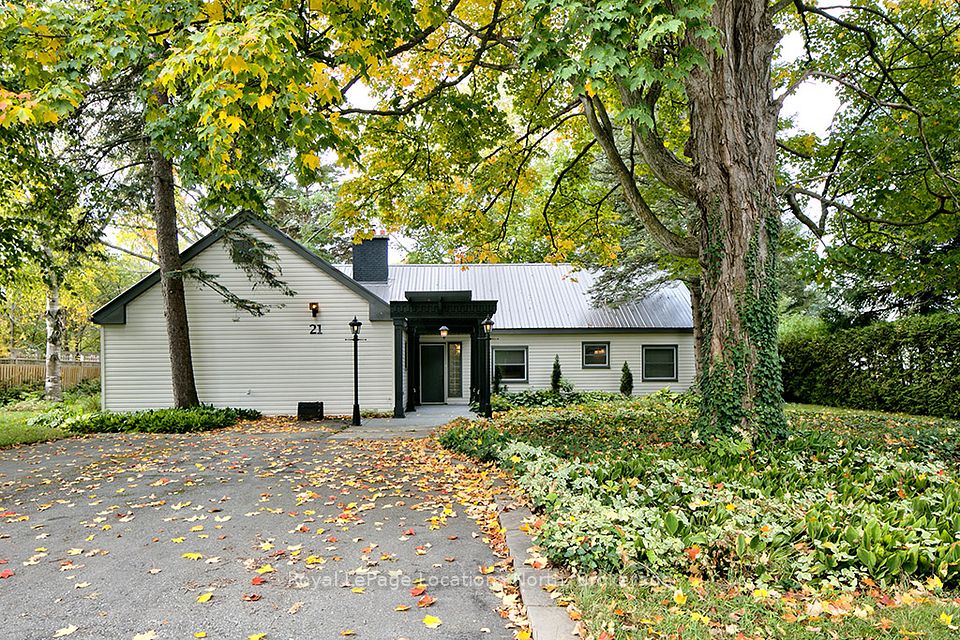 21 Alice Street, Blue Mountains, ON N0H 2P0