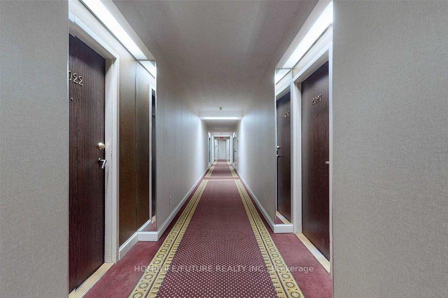 3 Bedrooms Condo at 75 Bamburgh,  Toronto For sale