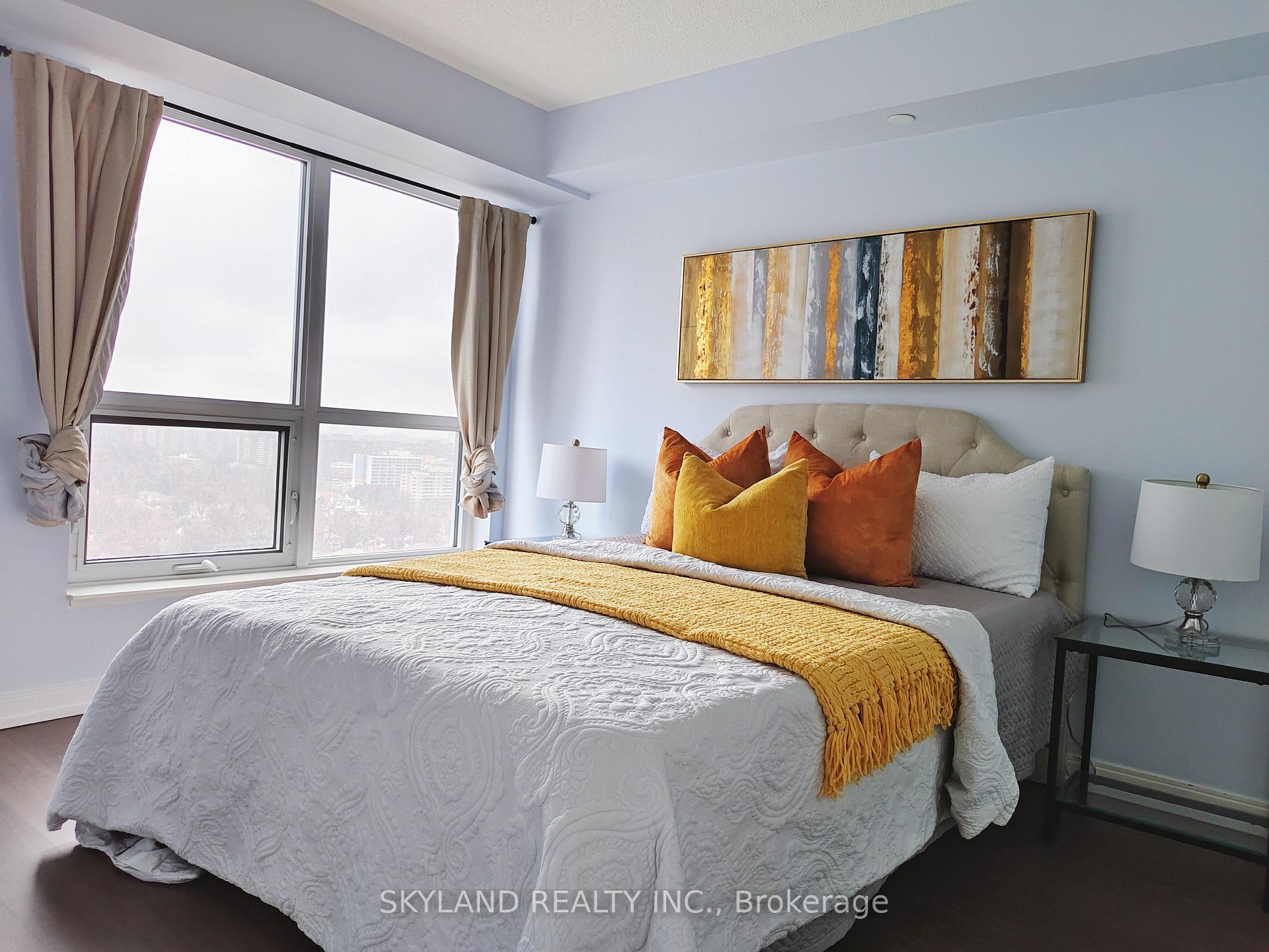 2 Bedrooms Condo at 255 Village Green, Toronto For sale