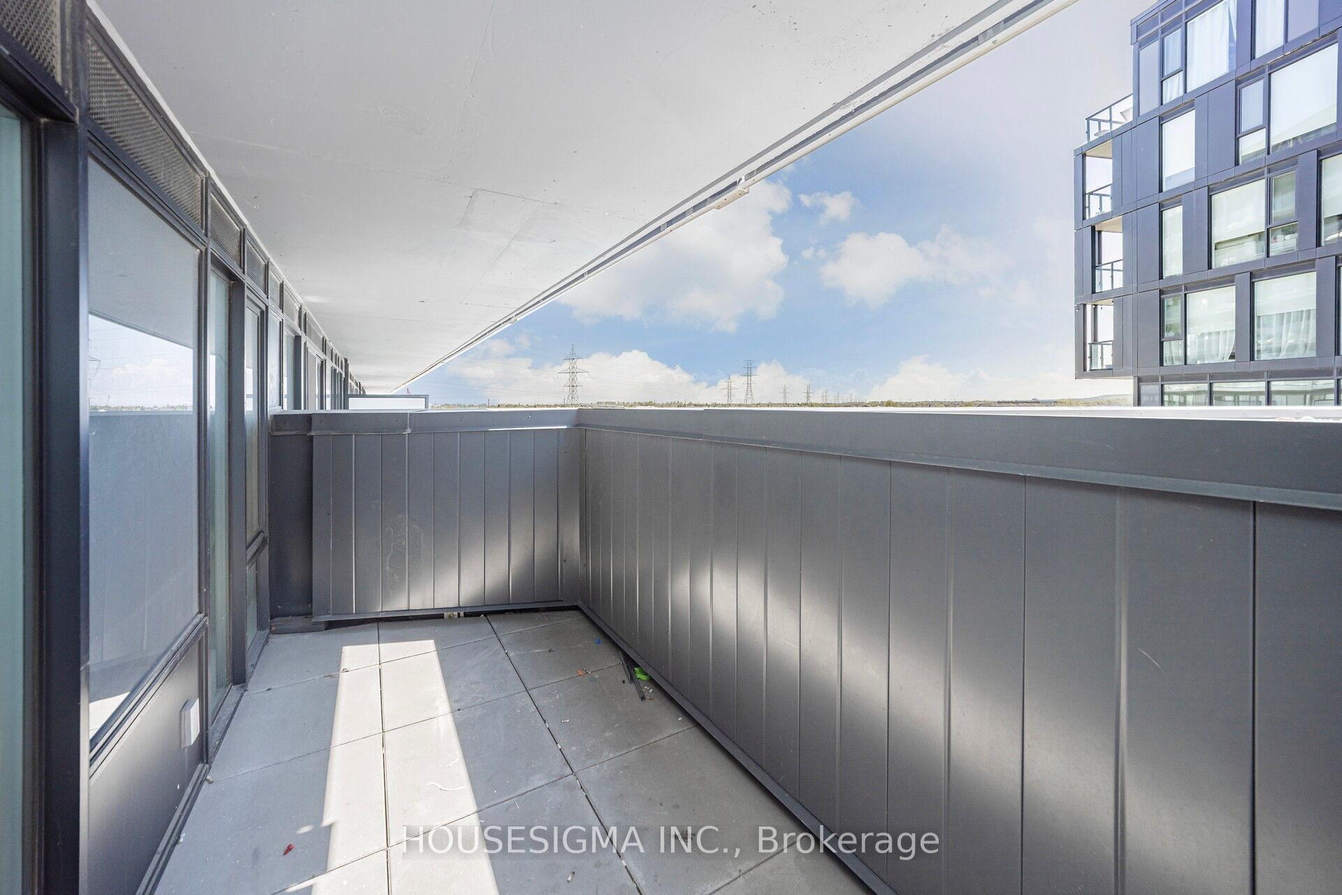 1 Bedroom Condo at 3200 Dakota, Burlington For sale