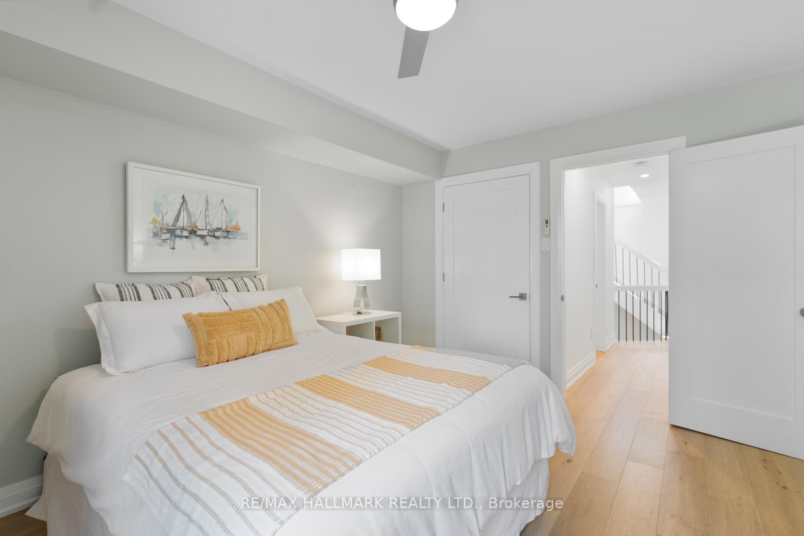 4 Bedrooms Condo at 95 Summerhill, Toronto For sale