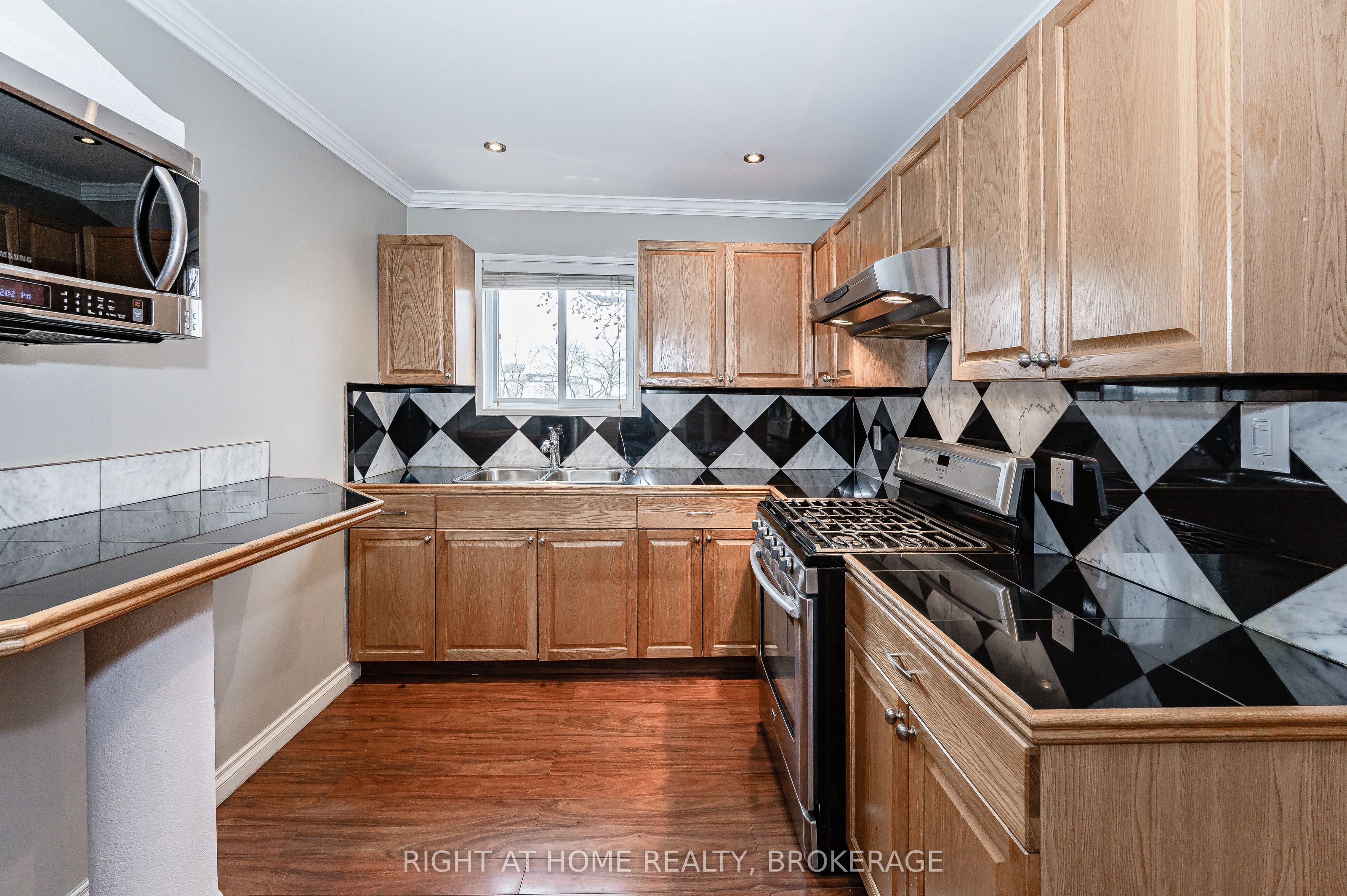 1 Arkledun Avenue