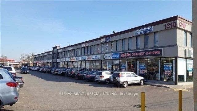 1310 Dundas