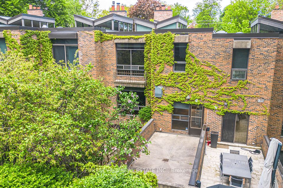 82 Oriole Road, Toronto, ON M4V 2G1