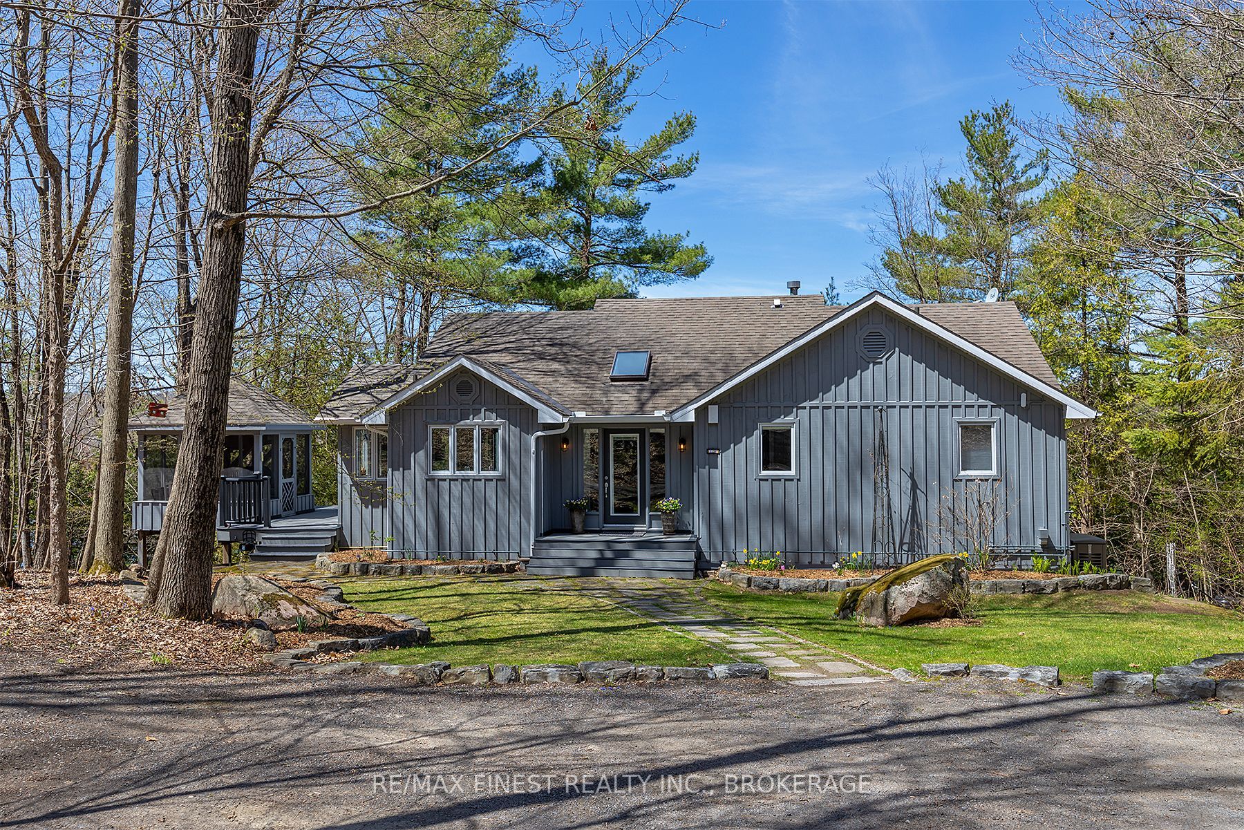 1150 Deer Park Lane