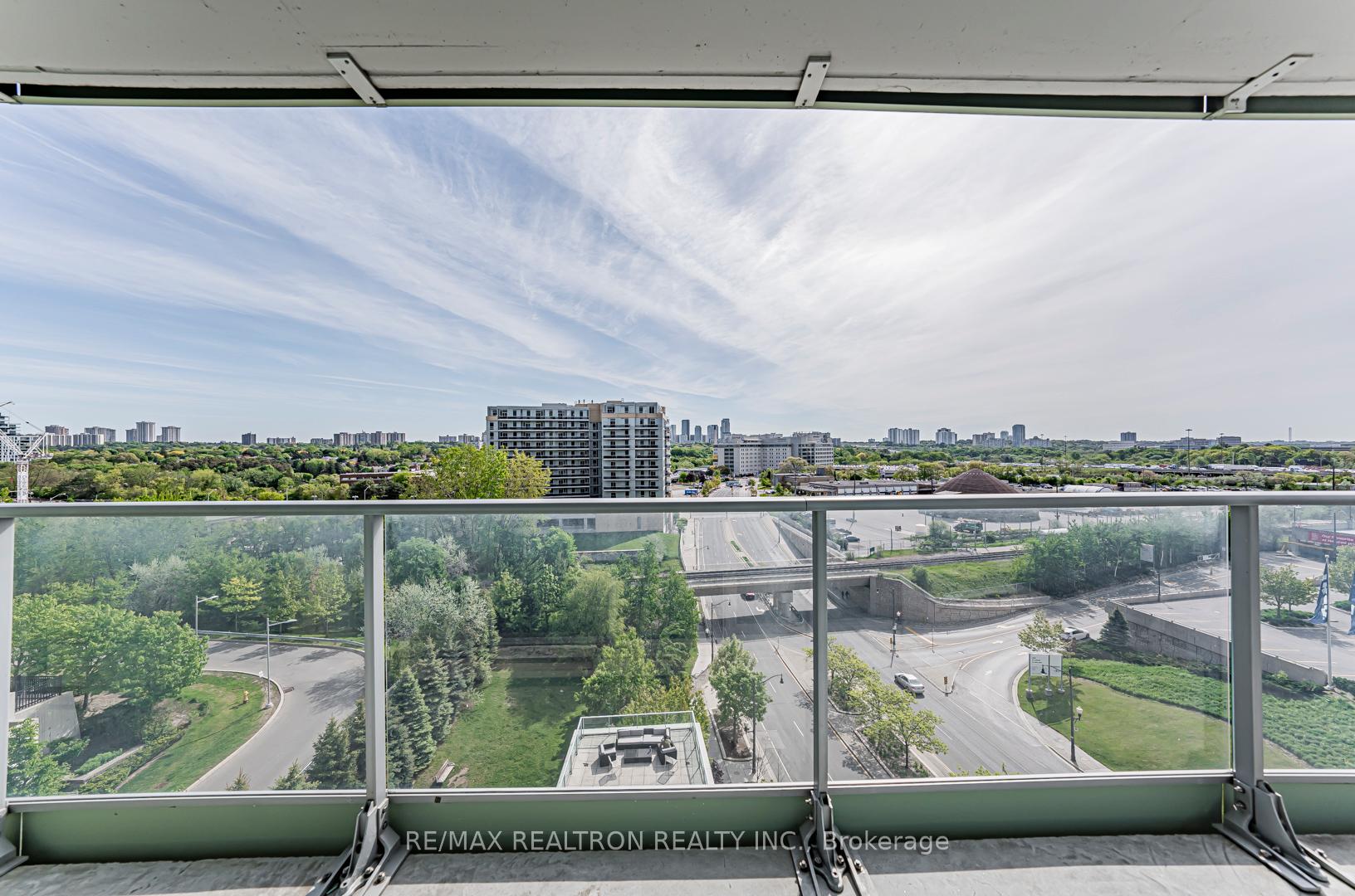3 Bedrooms Condo at 29 Singer, Toronto For sale