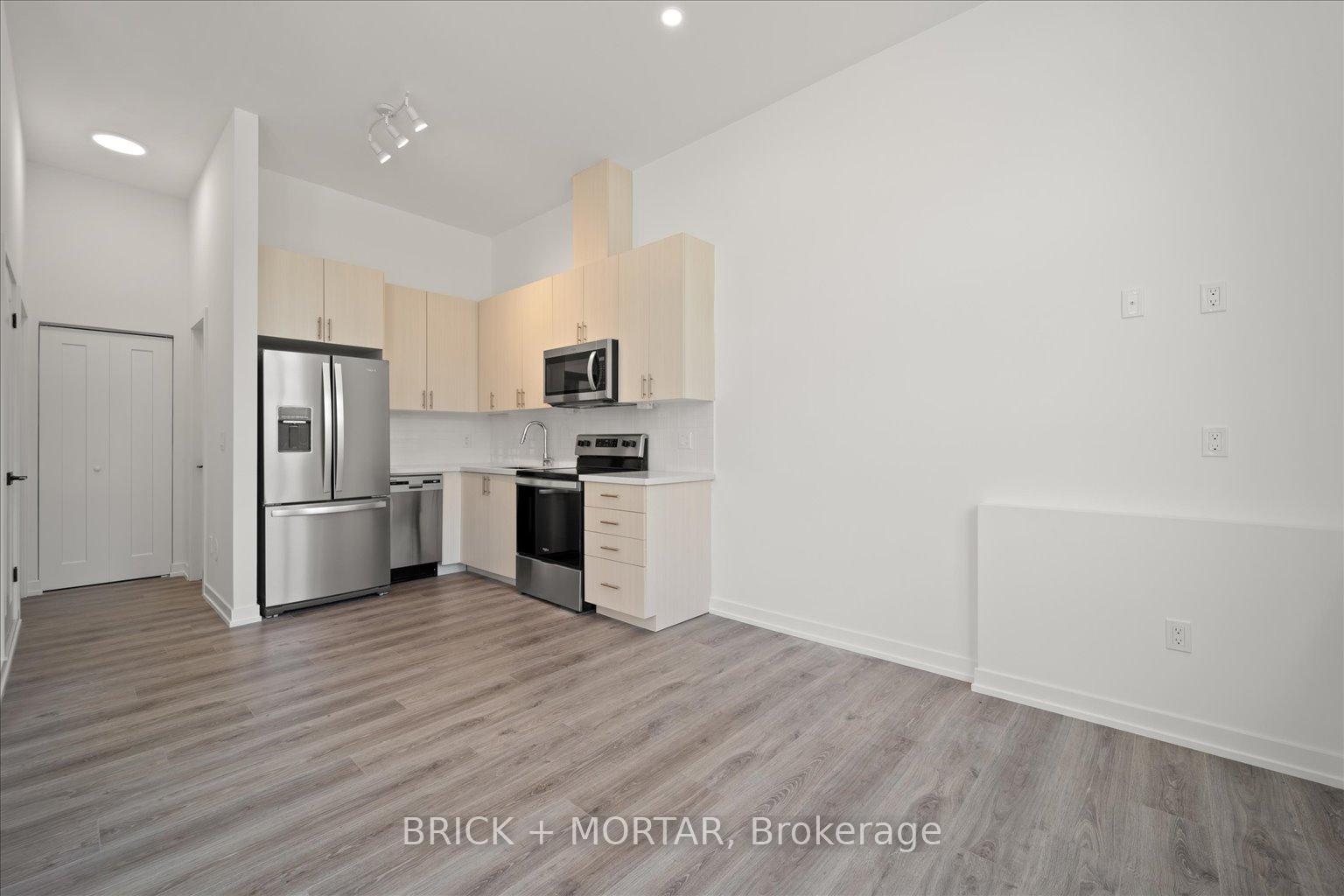 2 Bedrooms Condo at 5 Vivian,  Toronto For sale