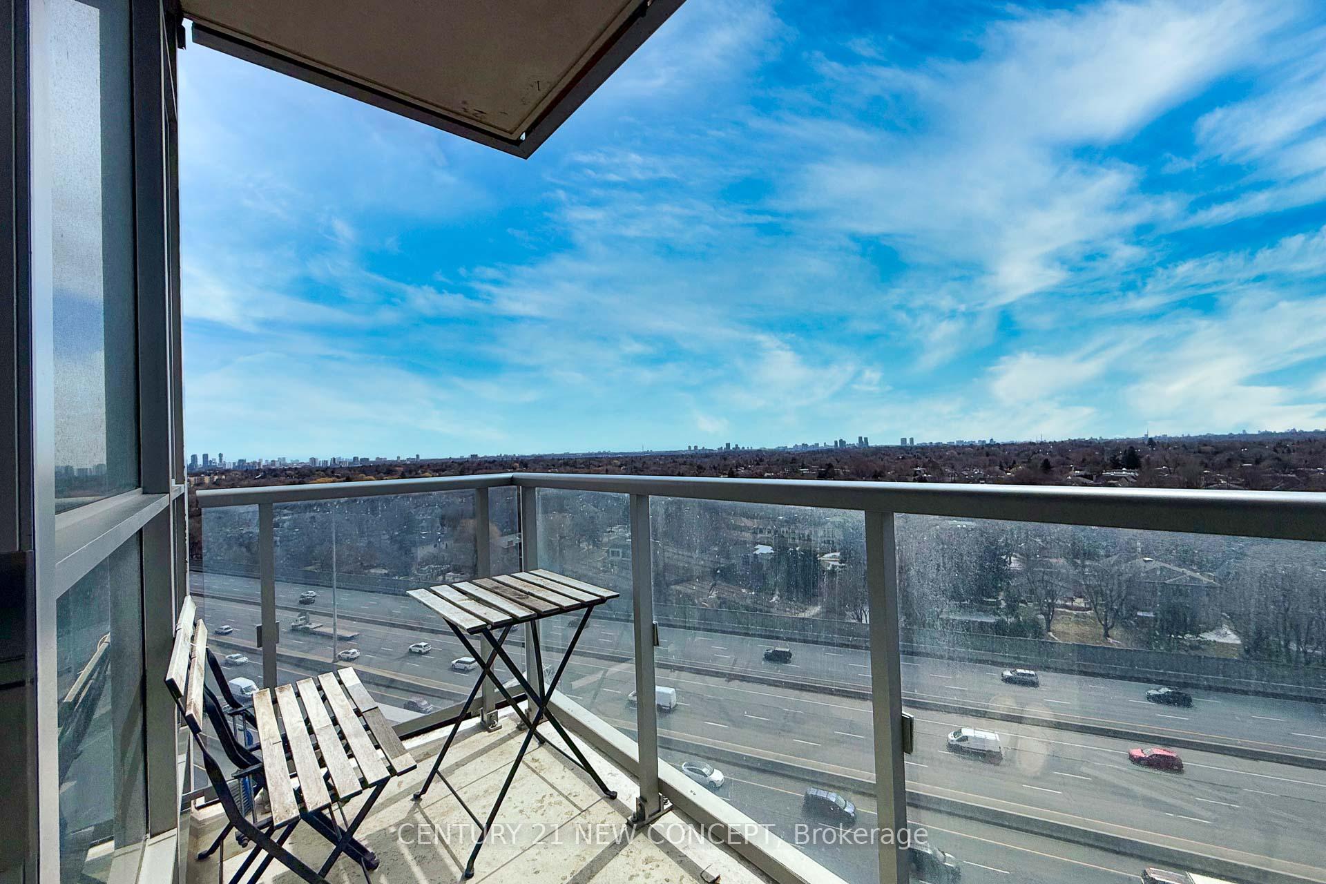 2 Bedrooms Condo at 120 Harrison Gardens, Toronto For sale