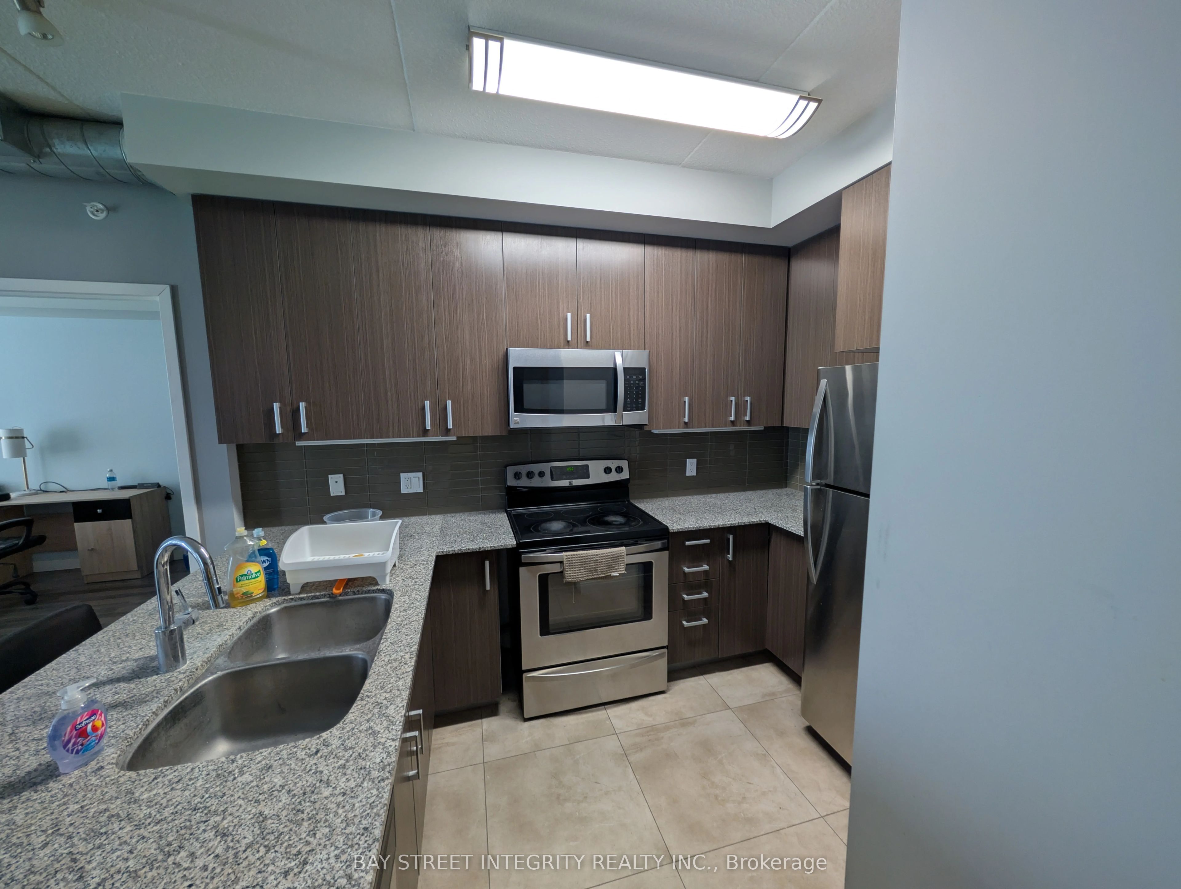 62 Balsam Street, #H601